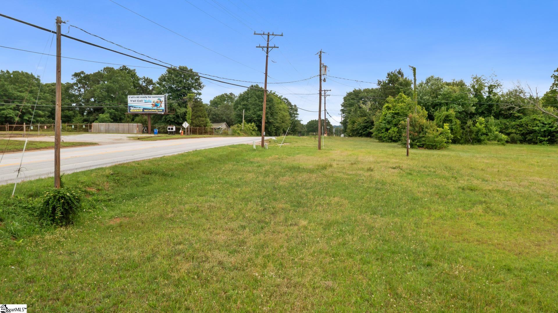 00 E Main Street Laurens, SC 29360
