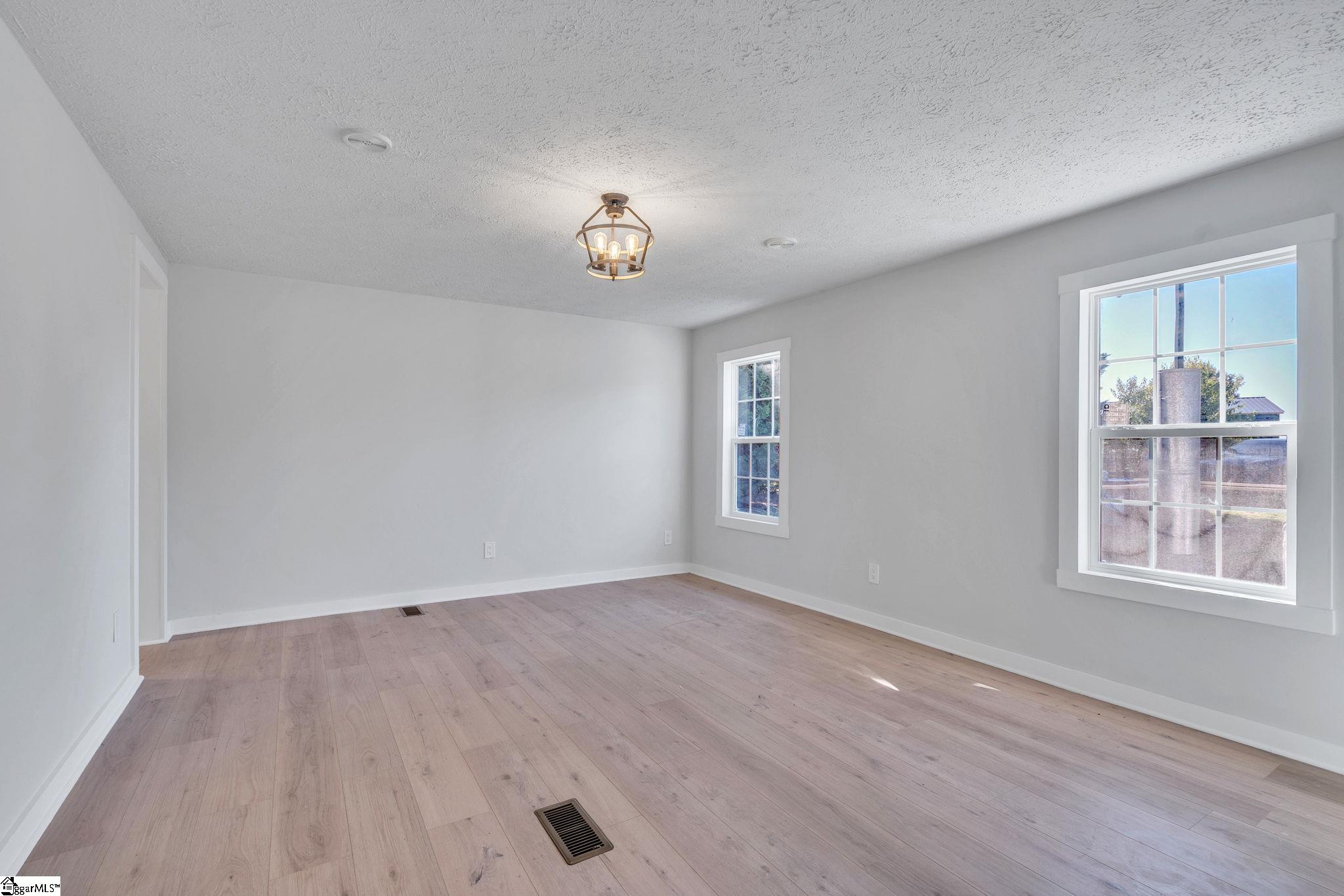 1339 Foster Road Inman, SC 29349