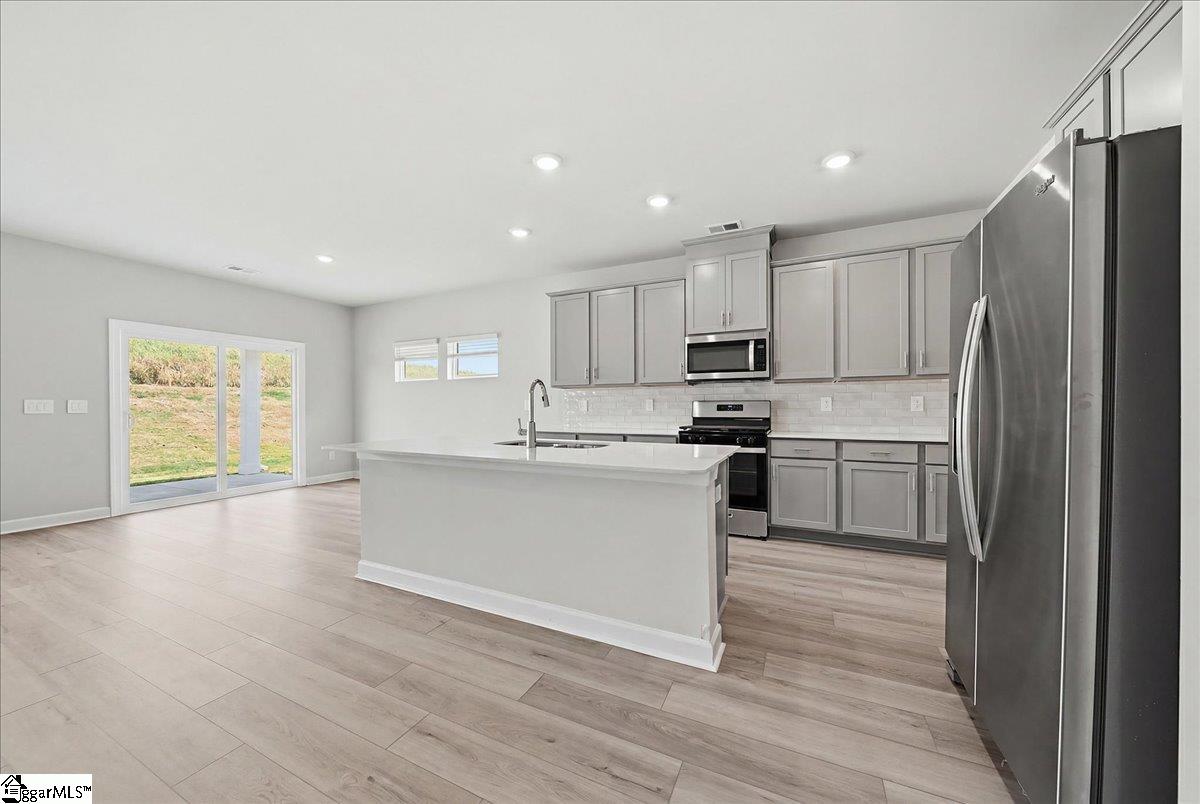 115 Gibbon Way Gray Court, SC 29645