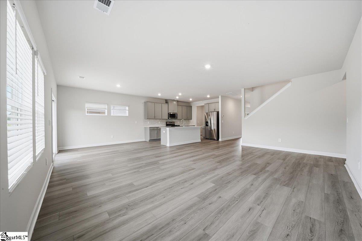 115 Gibbon Way Gray Court, SC 29645