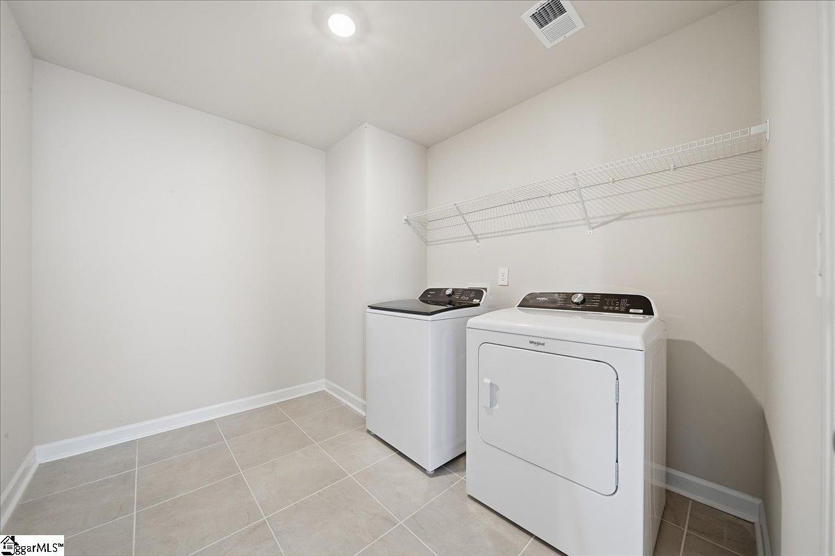 115 Gibbon Way Gray Court, SC 29645