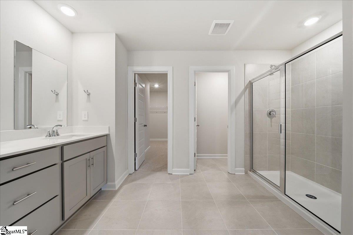 115 Gibbon Way Gray Court, SC 29645