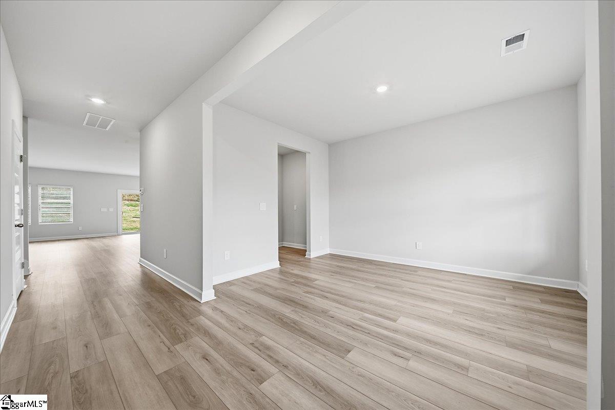 115 Gibbon Way Gray Court, SC 29645