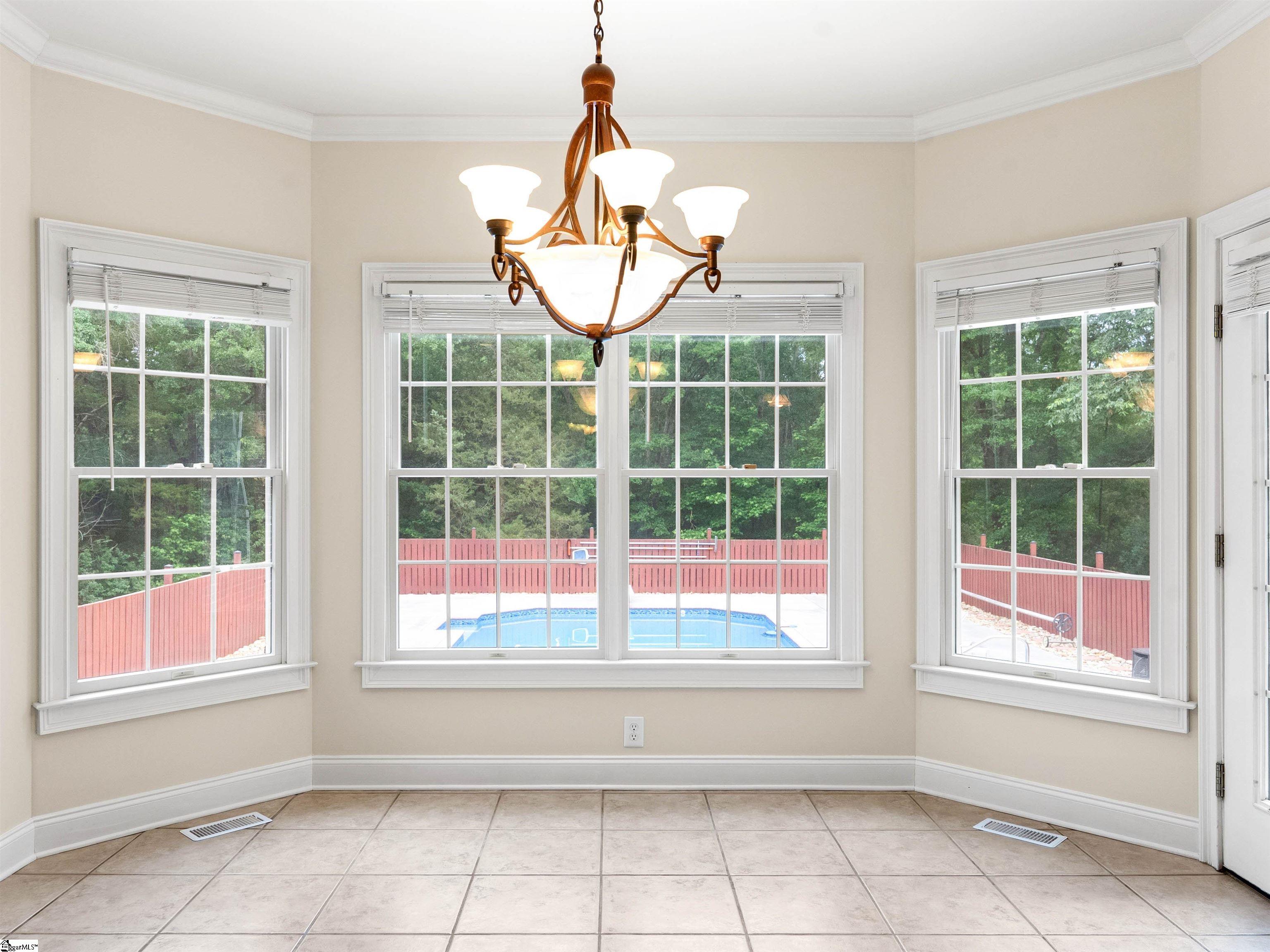 453 Circle Road Greer, SC 29651