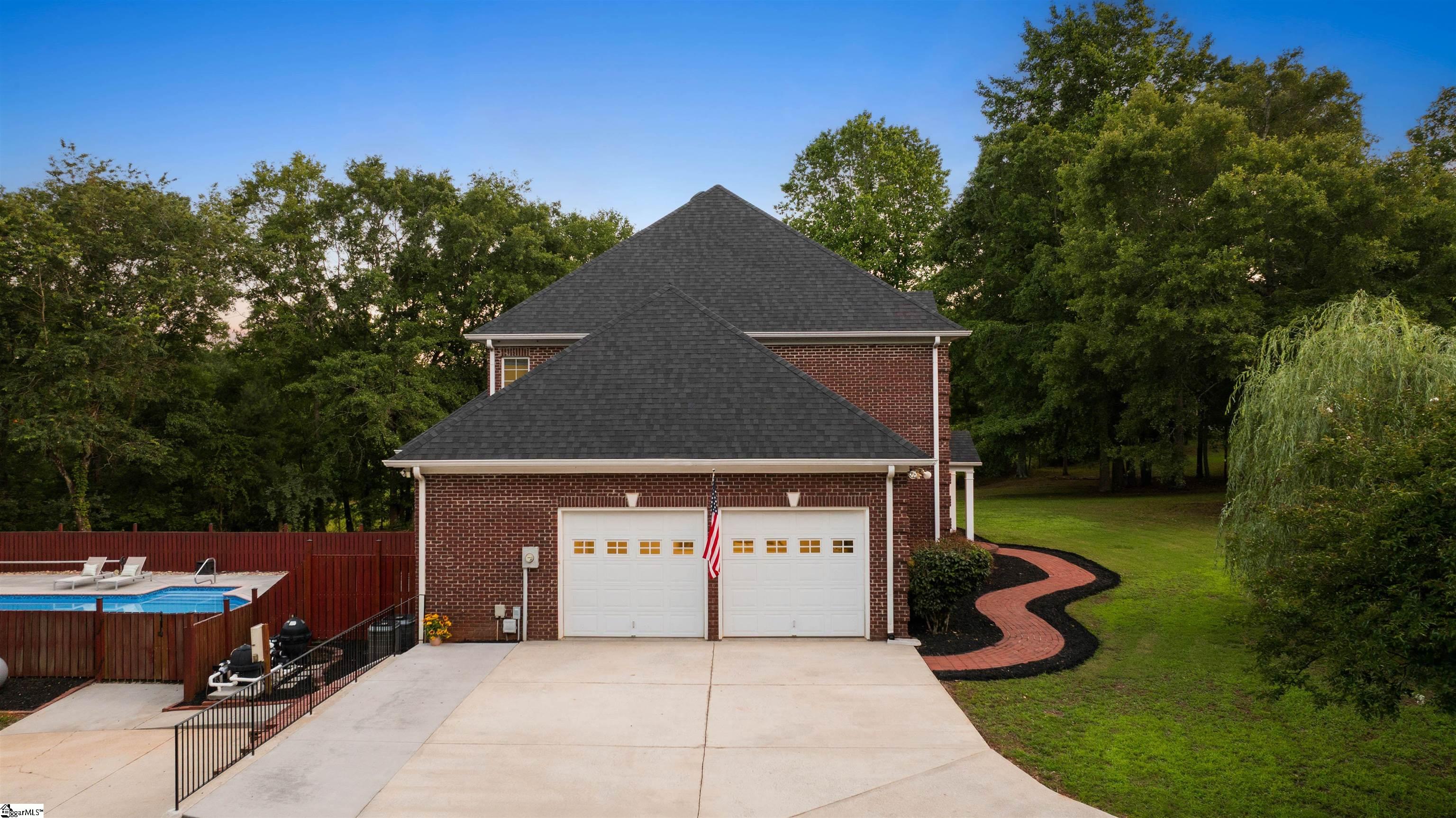 453 Circle Road Greer, SC 29651