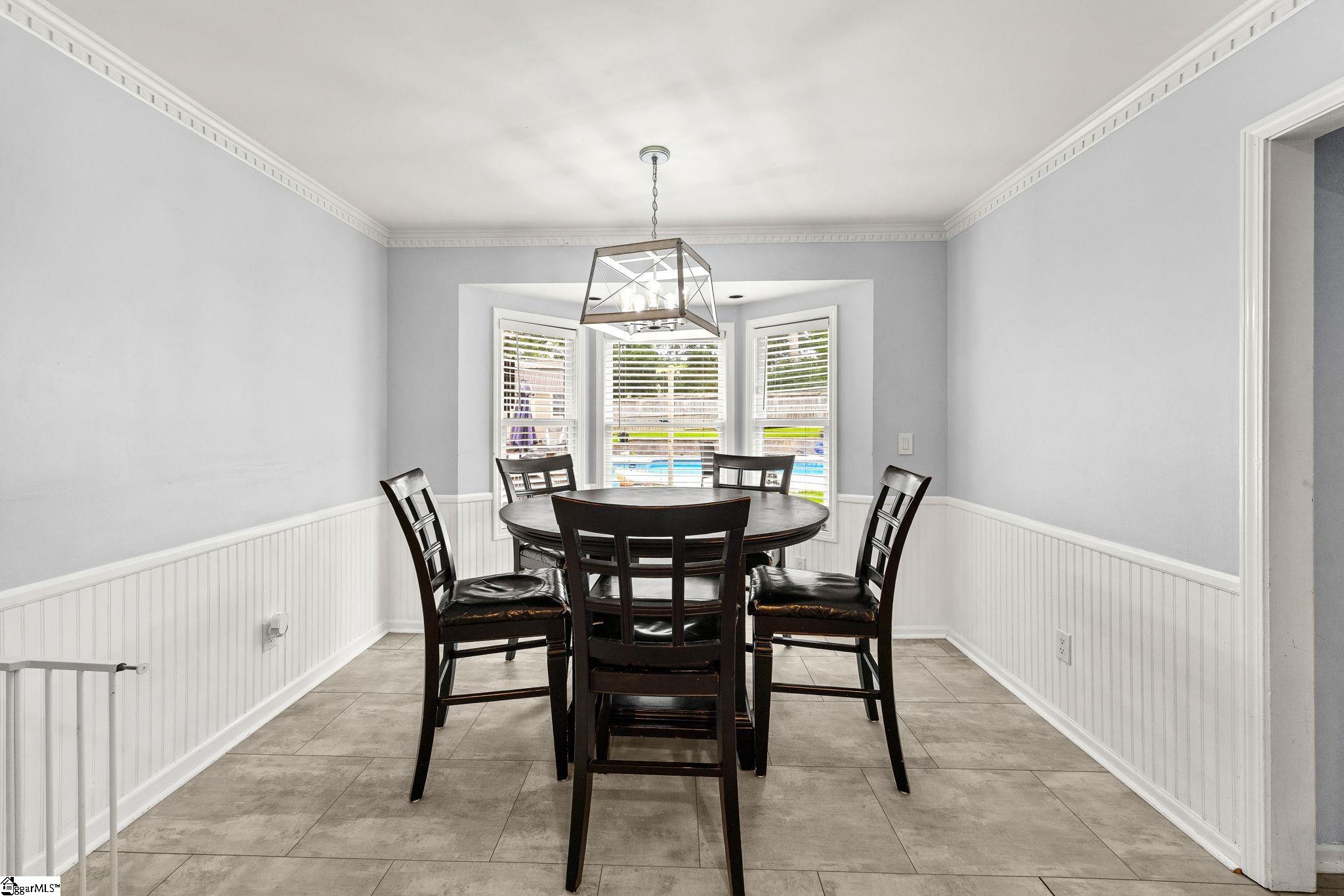215 Bendingwood Circle Taylors, SC 29687