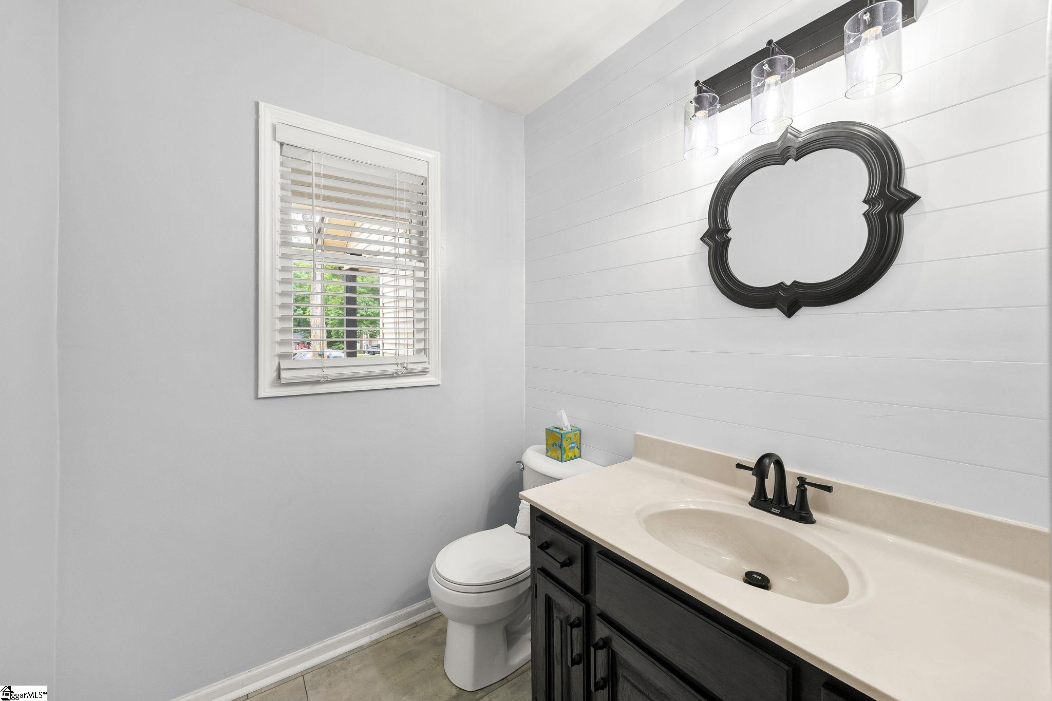 215 Bendingwood Circle Taylors, SC 29687