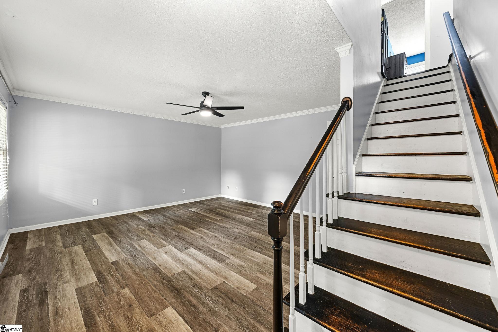 215 Bendingwood Circle Taylors, SC 29687