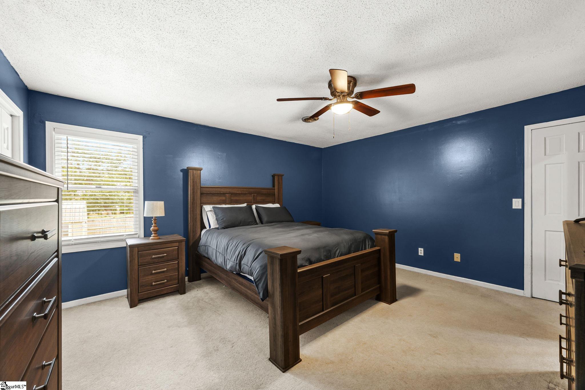 215 Bendingwood Circle Taylors, SC 29687