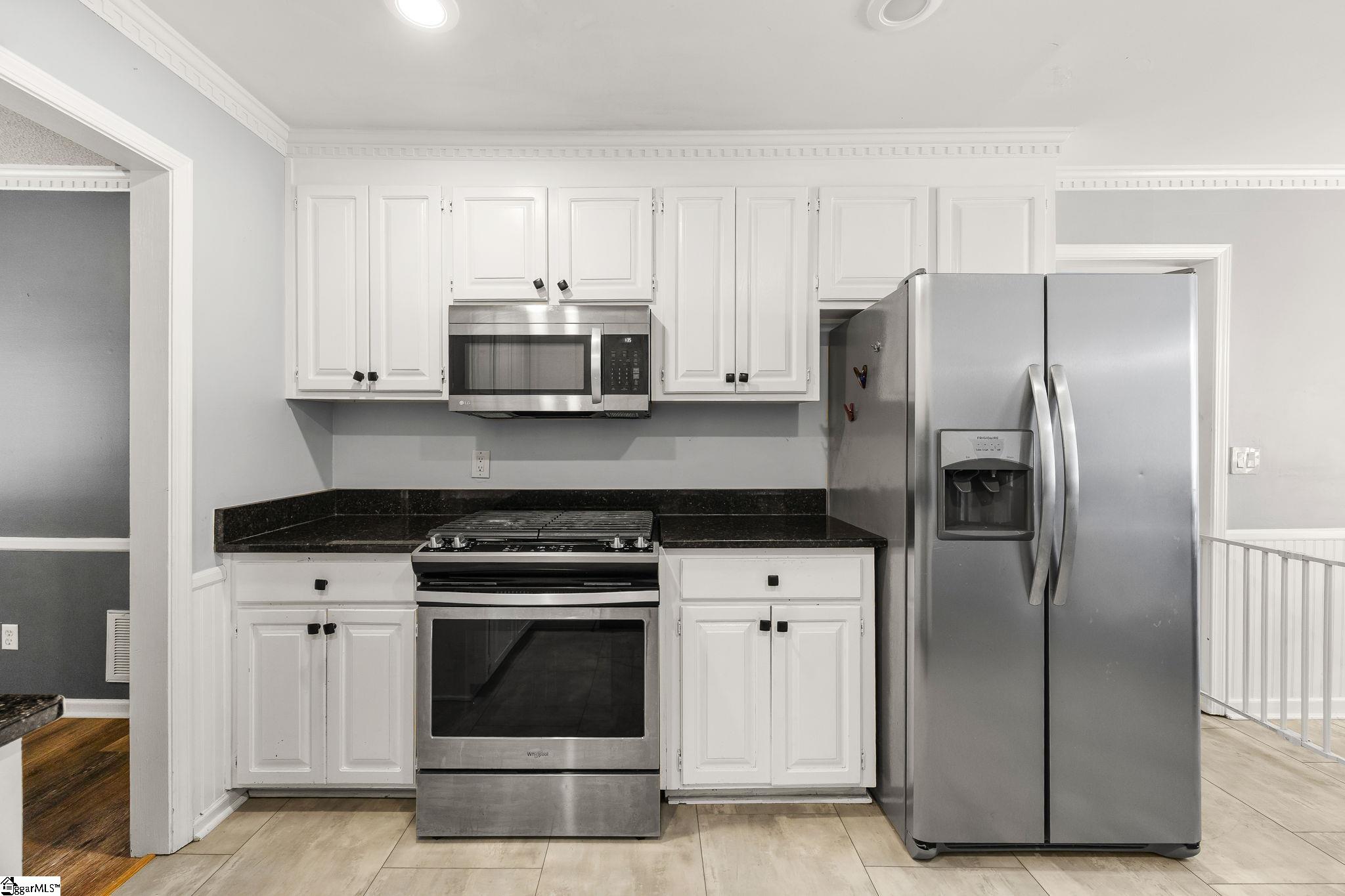 215 Bendingwood Circle Taylors, SC 29687