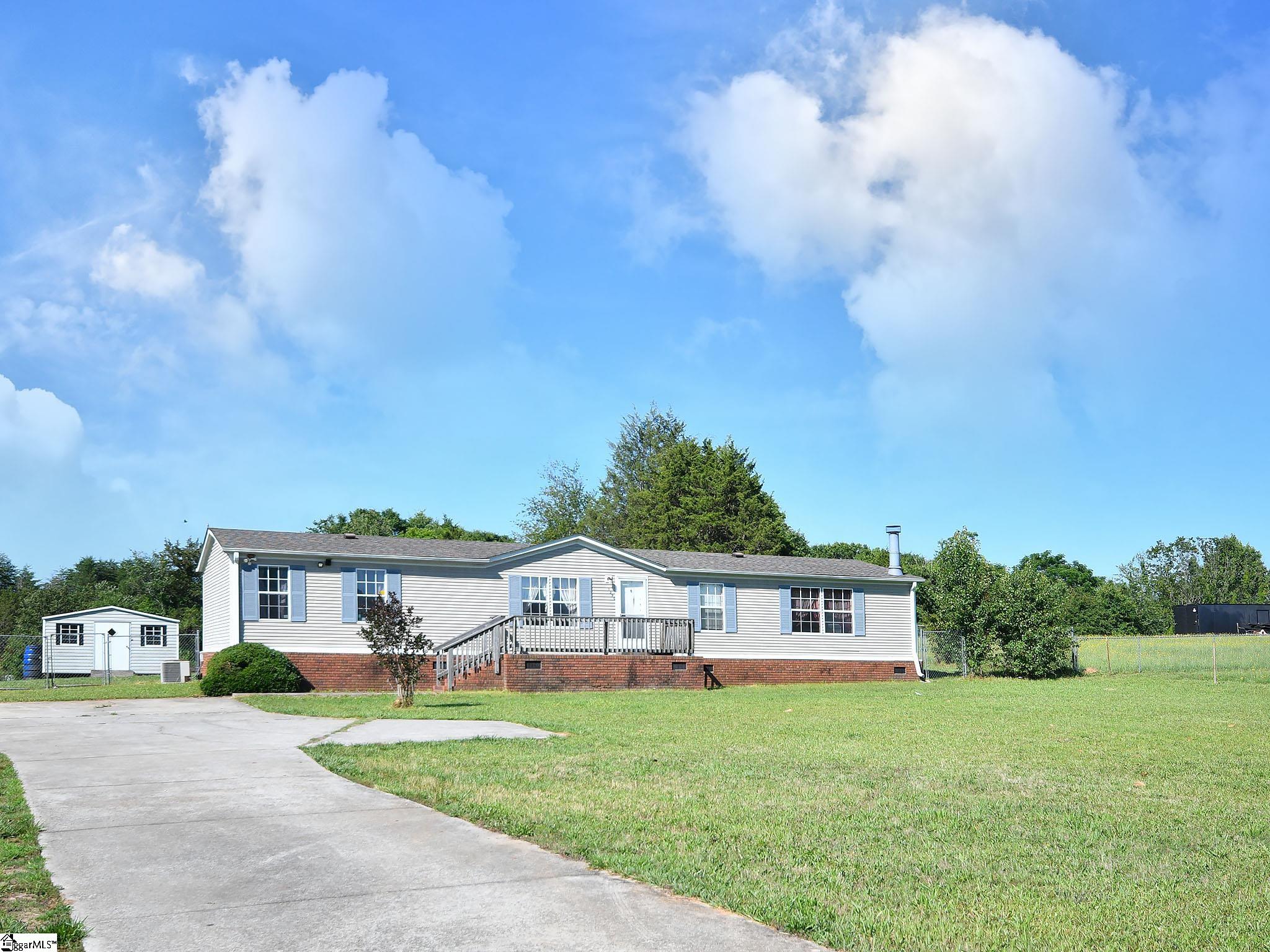 1390 1st Avenue Starr, SC 29684