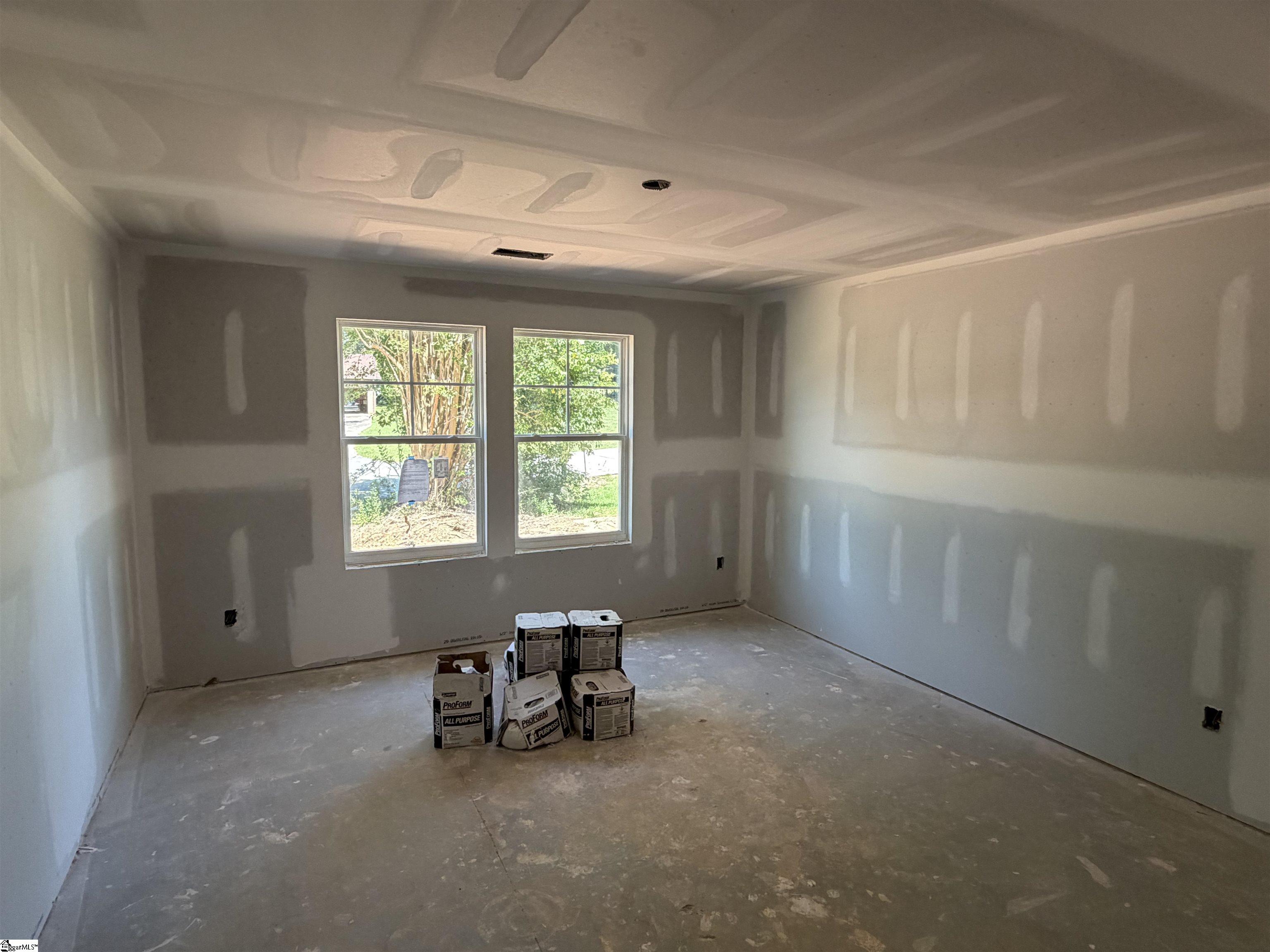 128 Barwood Circle Greenville, SC 29611