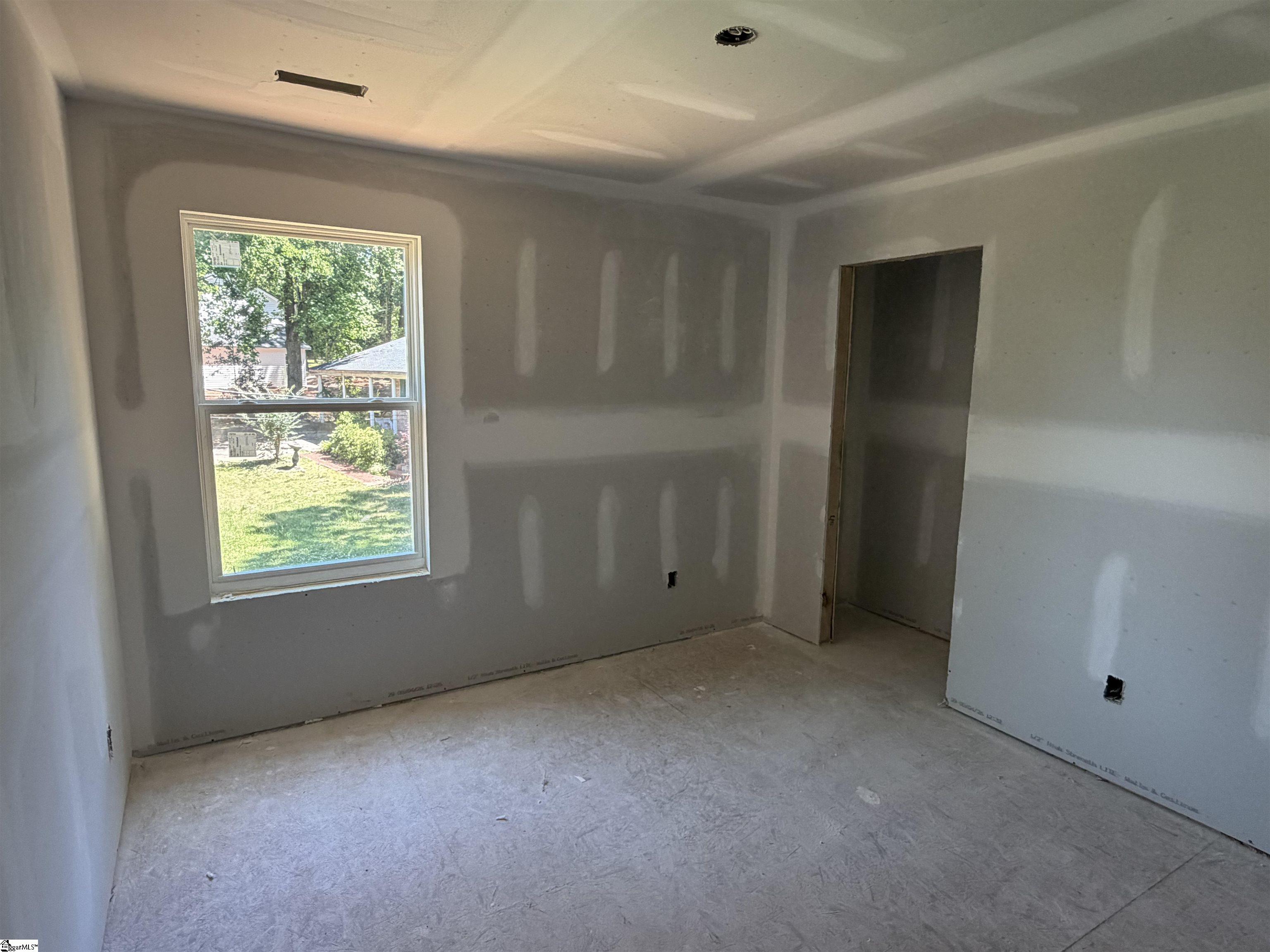 128 Barwood Circle Greenville, SC 29611