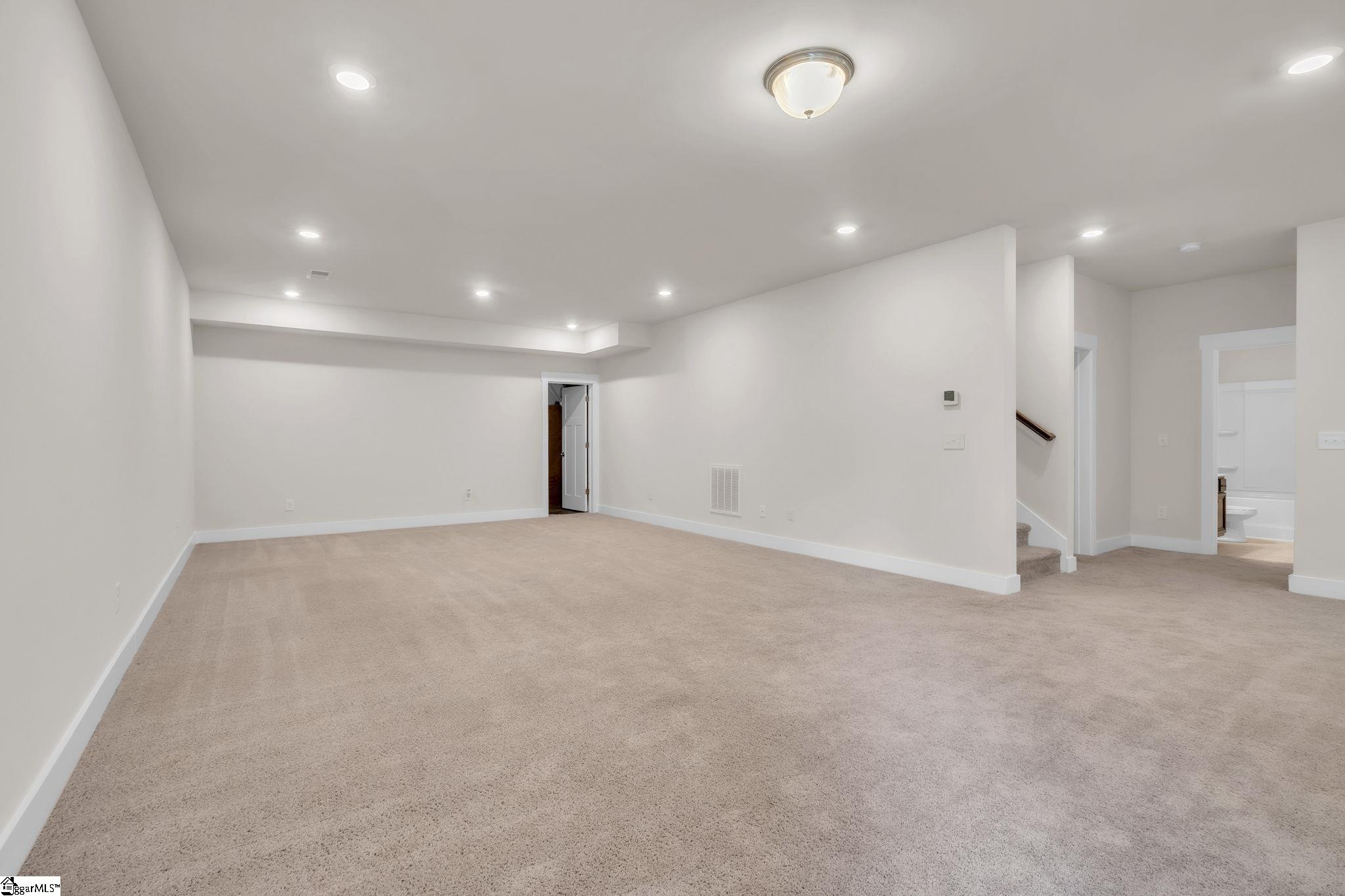 456 Jones Peak Drive Simpsonville, SC 29681