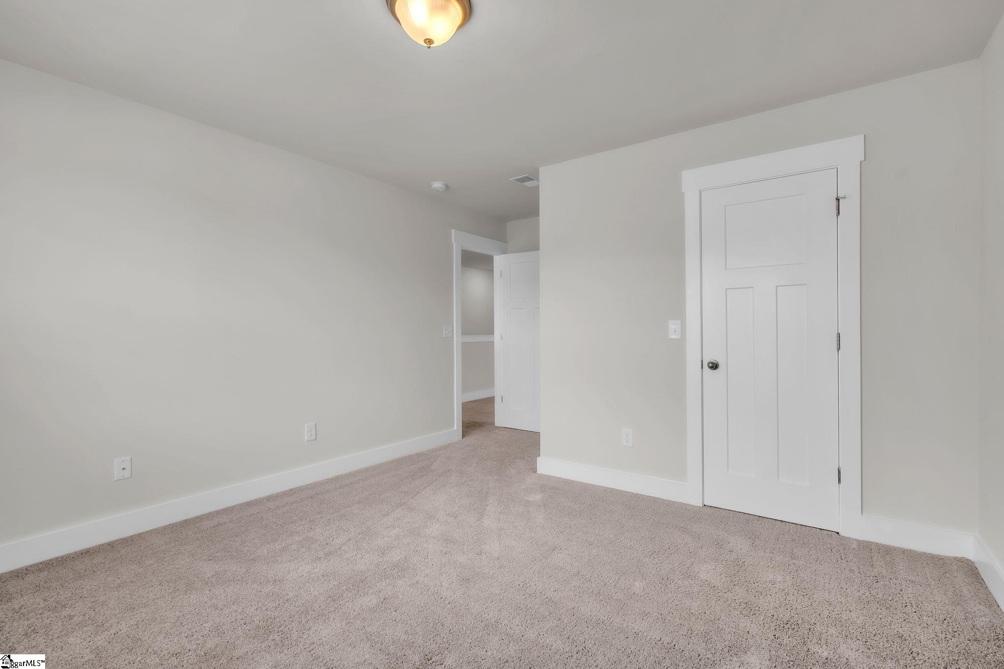 456 Jones Peak Drive Simpsonville, SC 29681