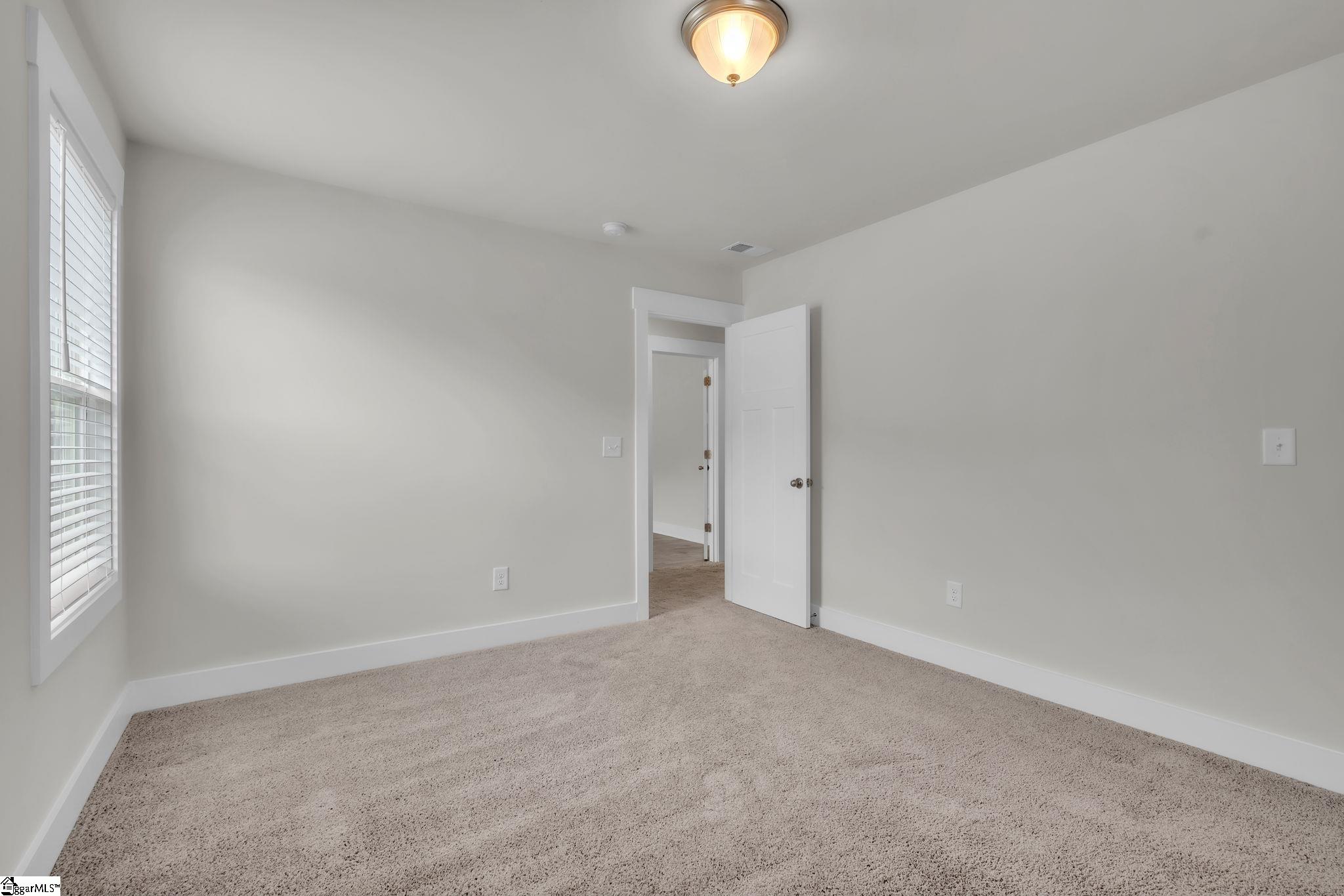 456 Jones Peak Drive Simpsonville, SC 29681