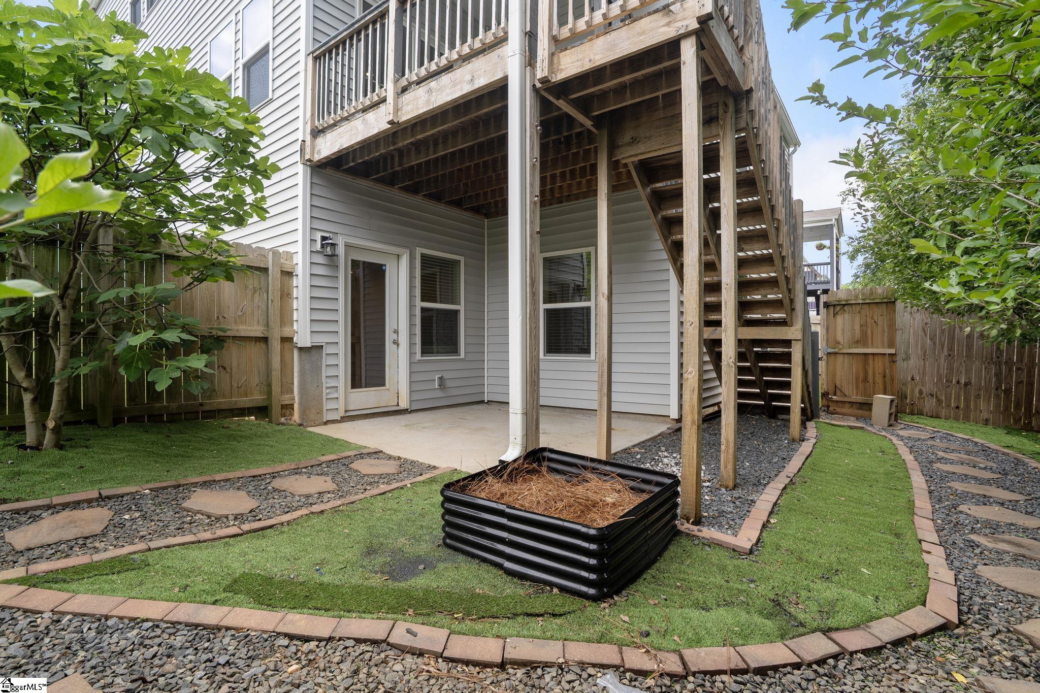 456 Jones Peak Drive Simpsonville, SC 29681