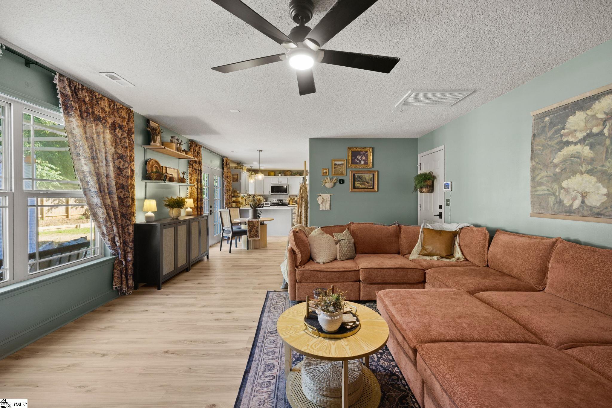 43 Summerdale Drive Taylors, SC 29687