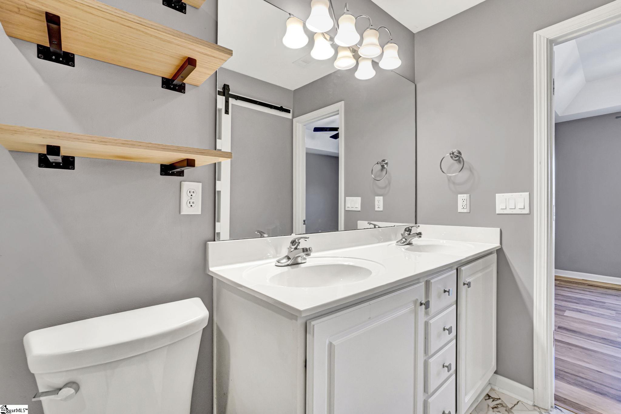 113 Pine Walk Drive Greenville, SC 29615