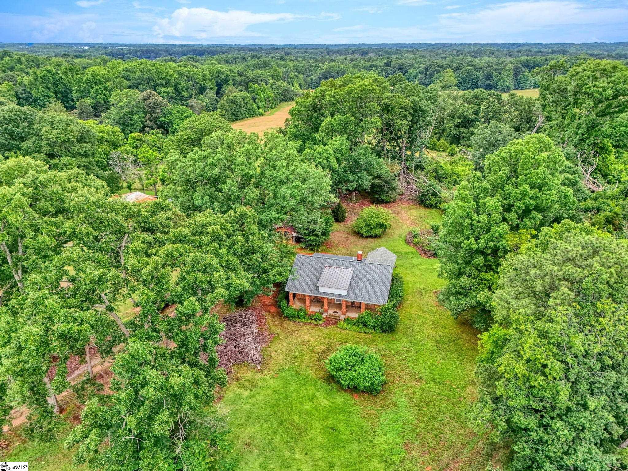 1189 Highway Laurens, SC 29360