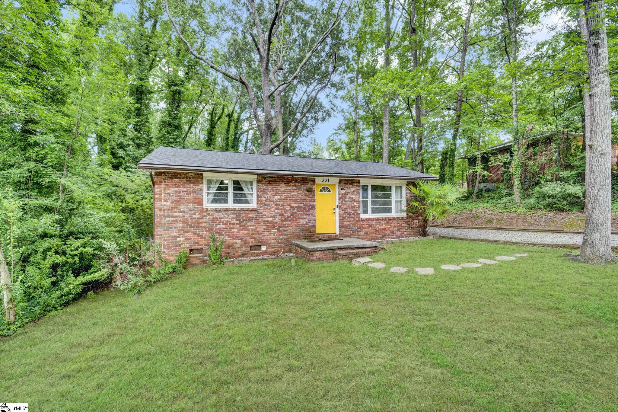 331 Amherst Drive Spartanburg, SC 29306-4262