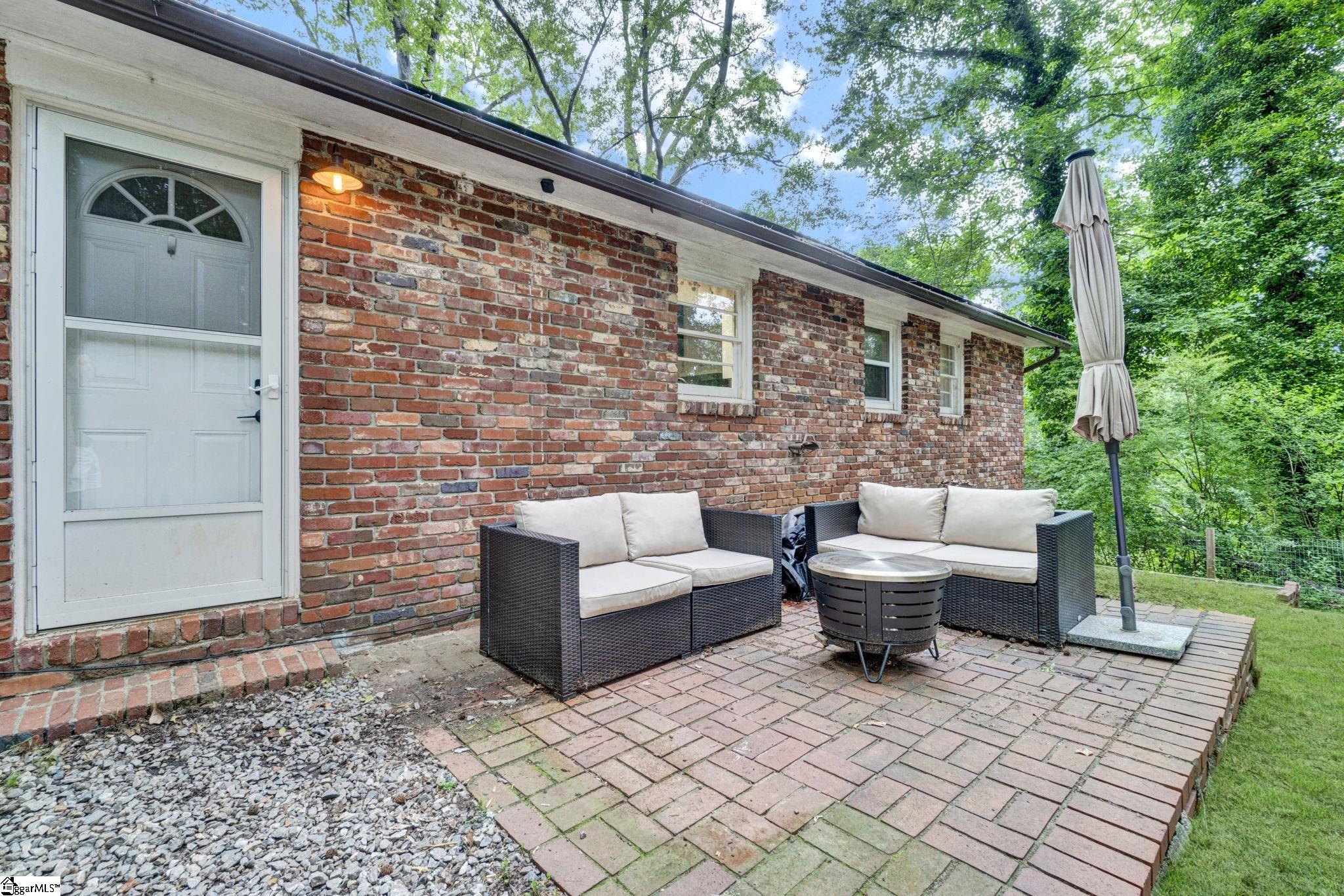 331 Amherst Drive Spartanburg, SC 29306-4262