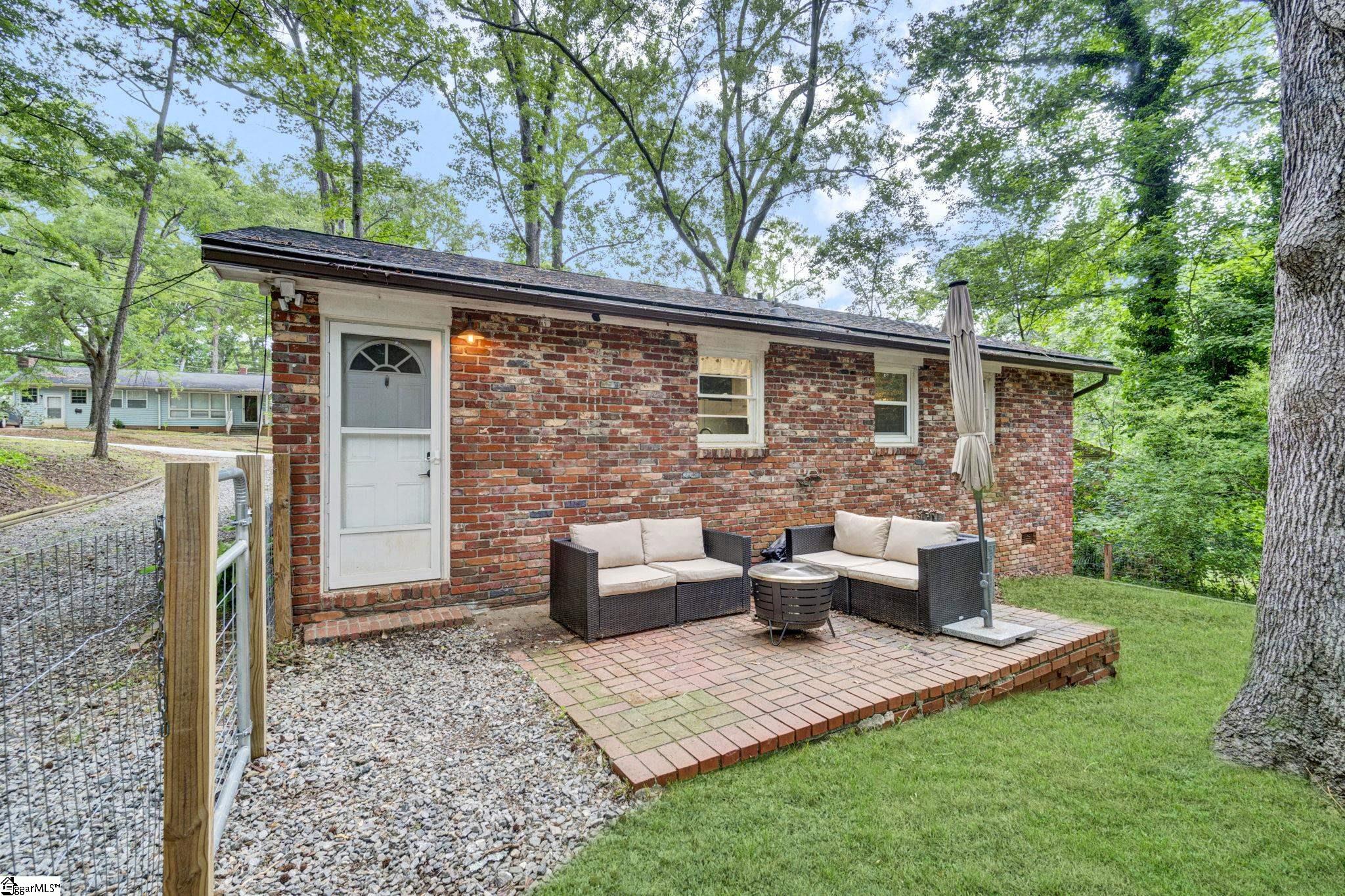 331 Amherst Drive Spartanburg, SC 29306-4262