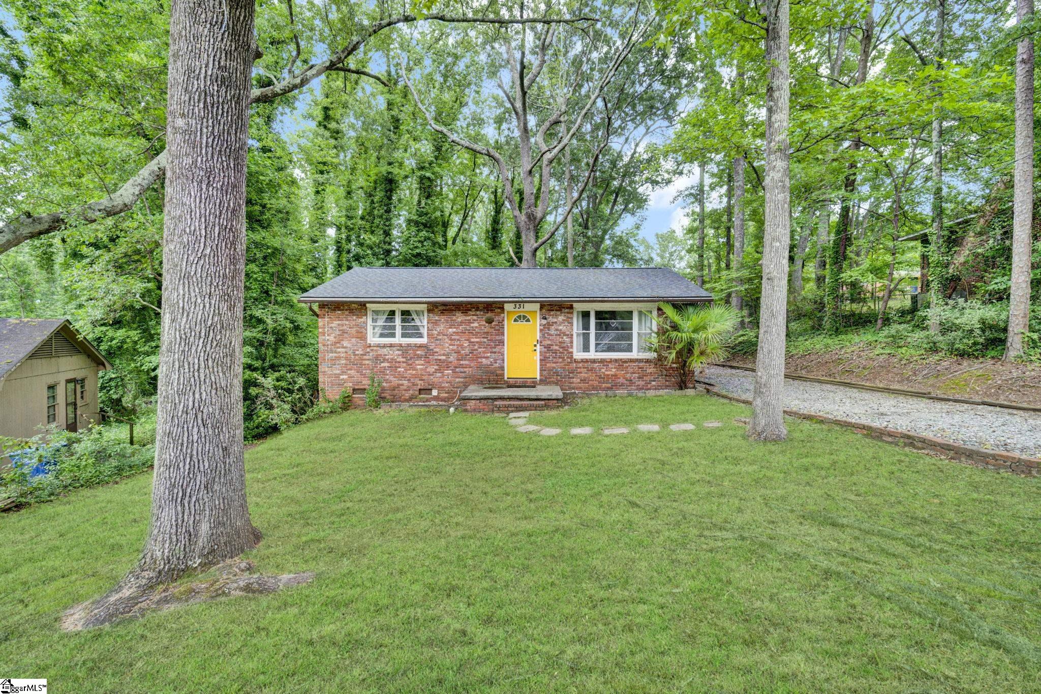 331 Amherst Drive Spartanburg, SC 29306-4262