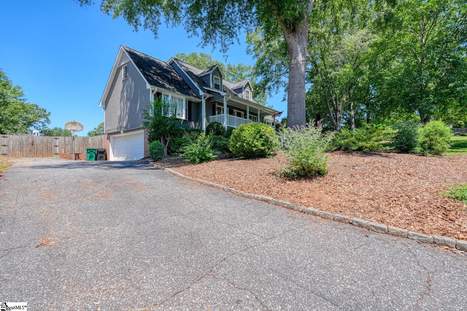 104 Margo Drive Spartanburg, SC 29301