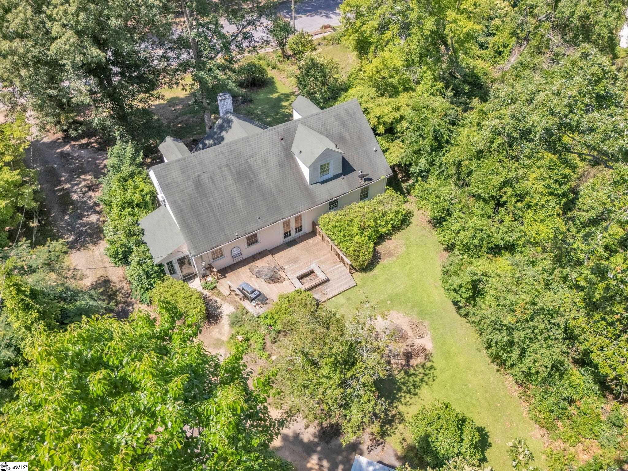 206 W Farley Avenue Laurens, SC 29360