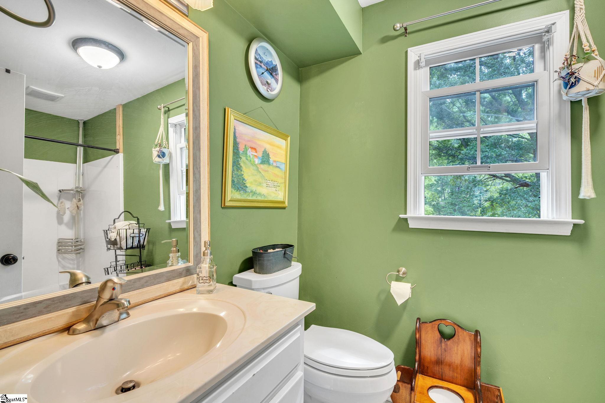 702 Keltner Avenue Spartanburg, SC 29302