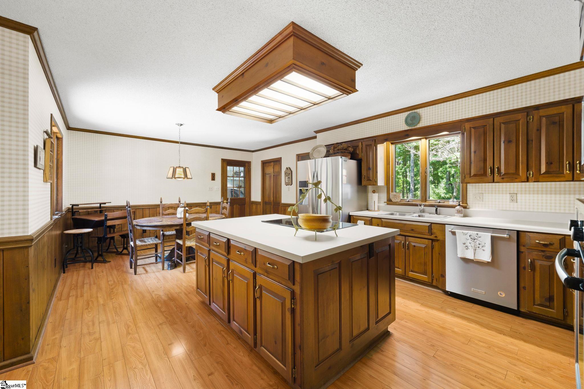 620 Walnut Grove Road Roebuck, SC 29376