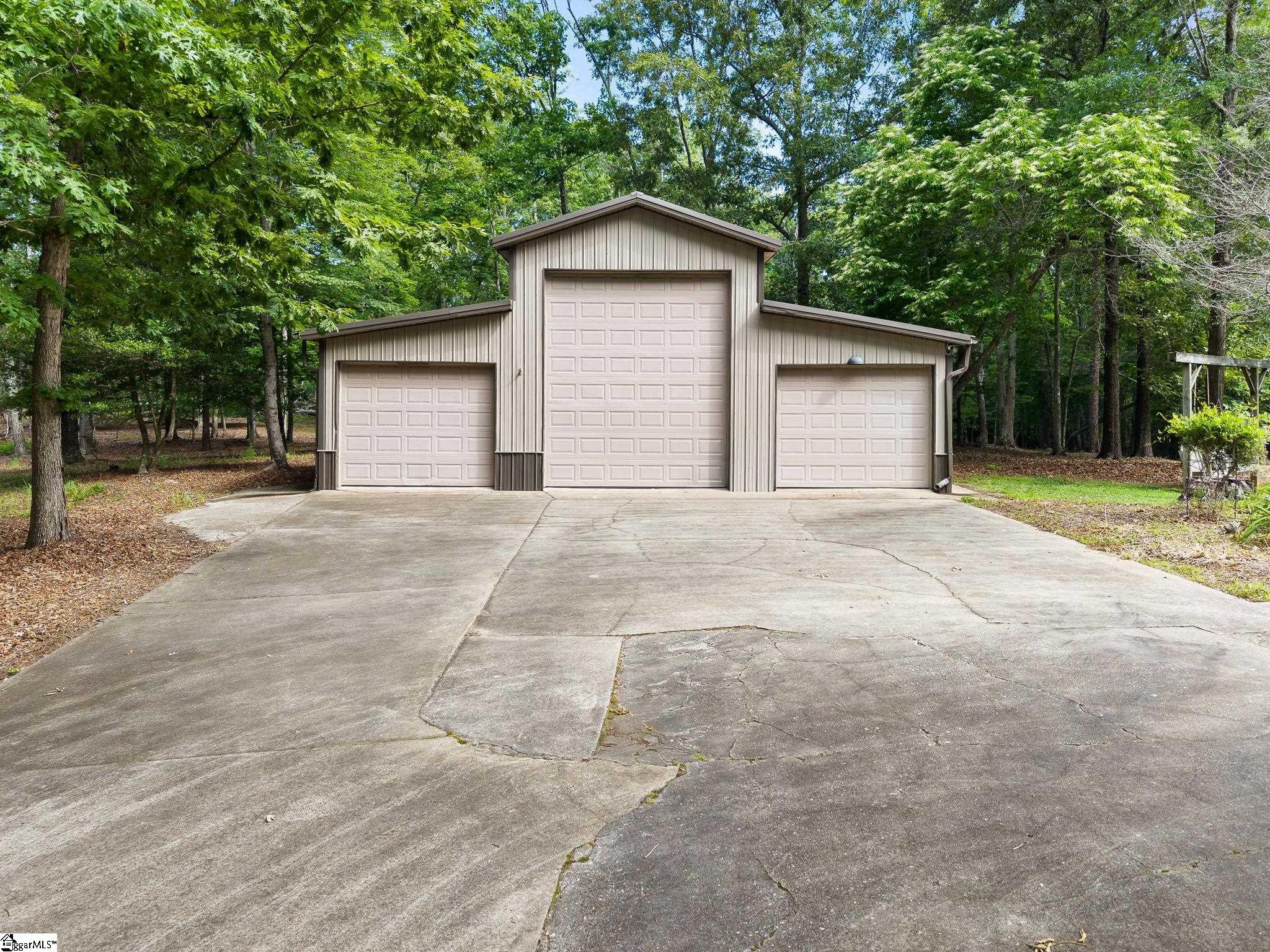 620 Walnut Grove Road Roebuck, SC 29376