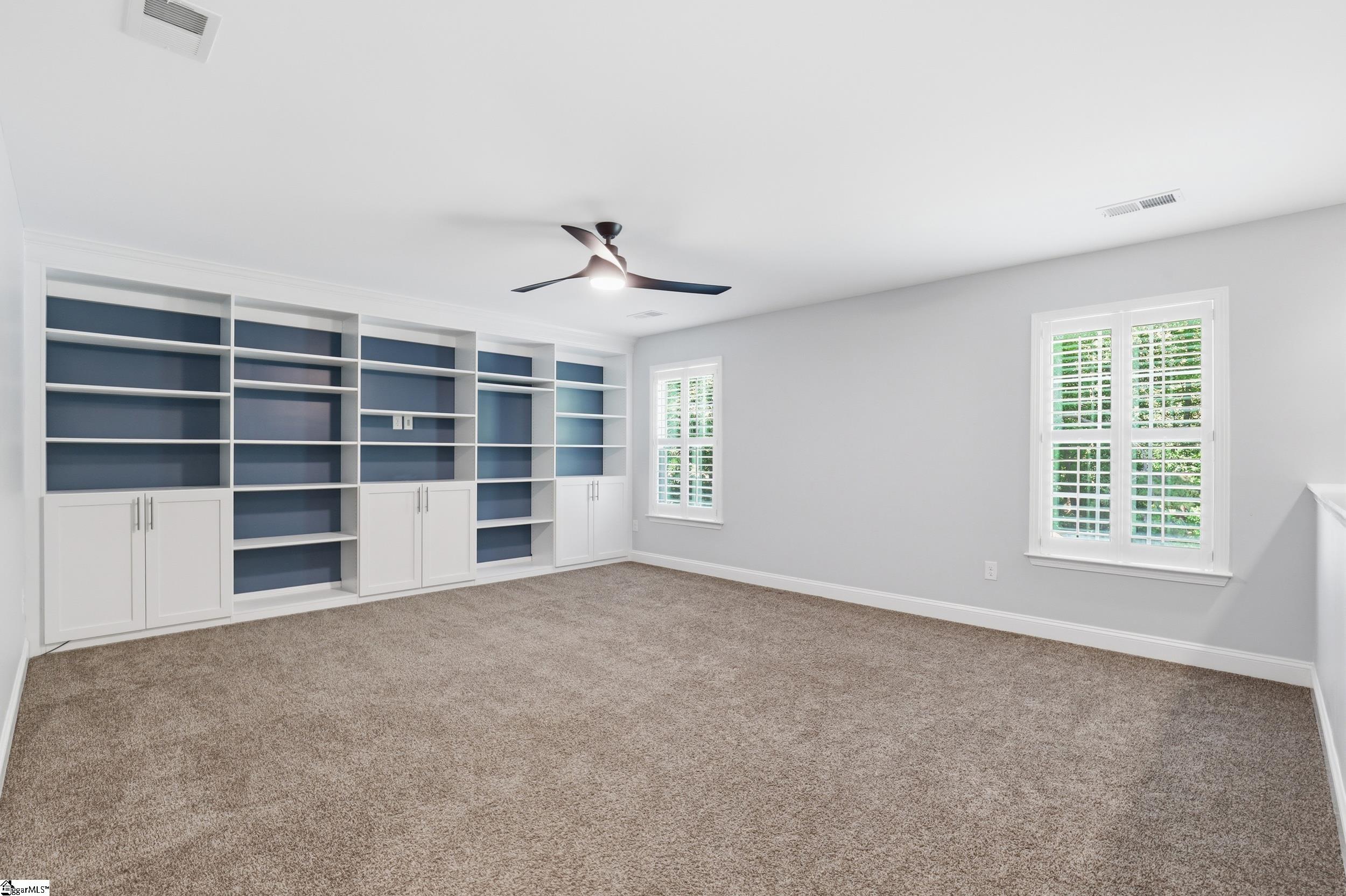 913 Ash Grove Way Boiling Springs, SC 29316