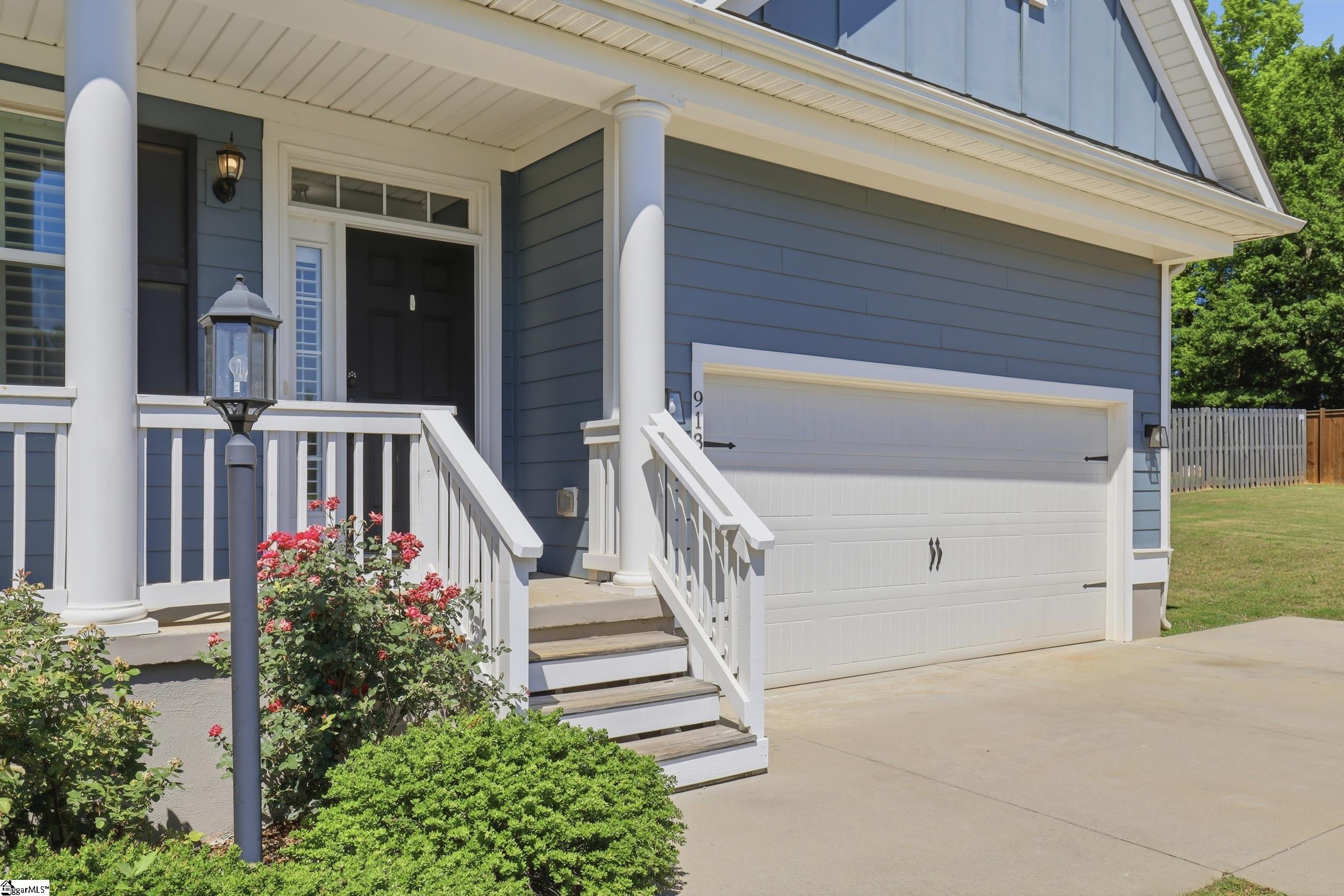 913 Ash Grove Way Boiling Springs, SC 29316