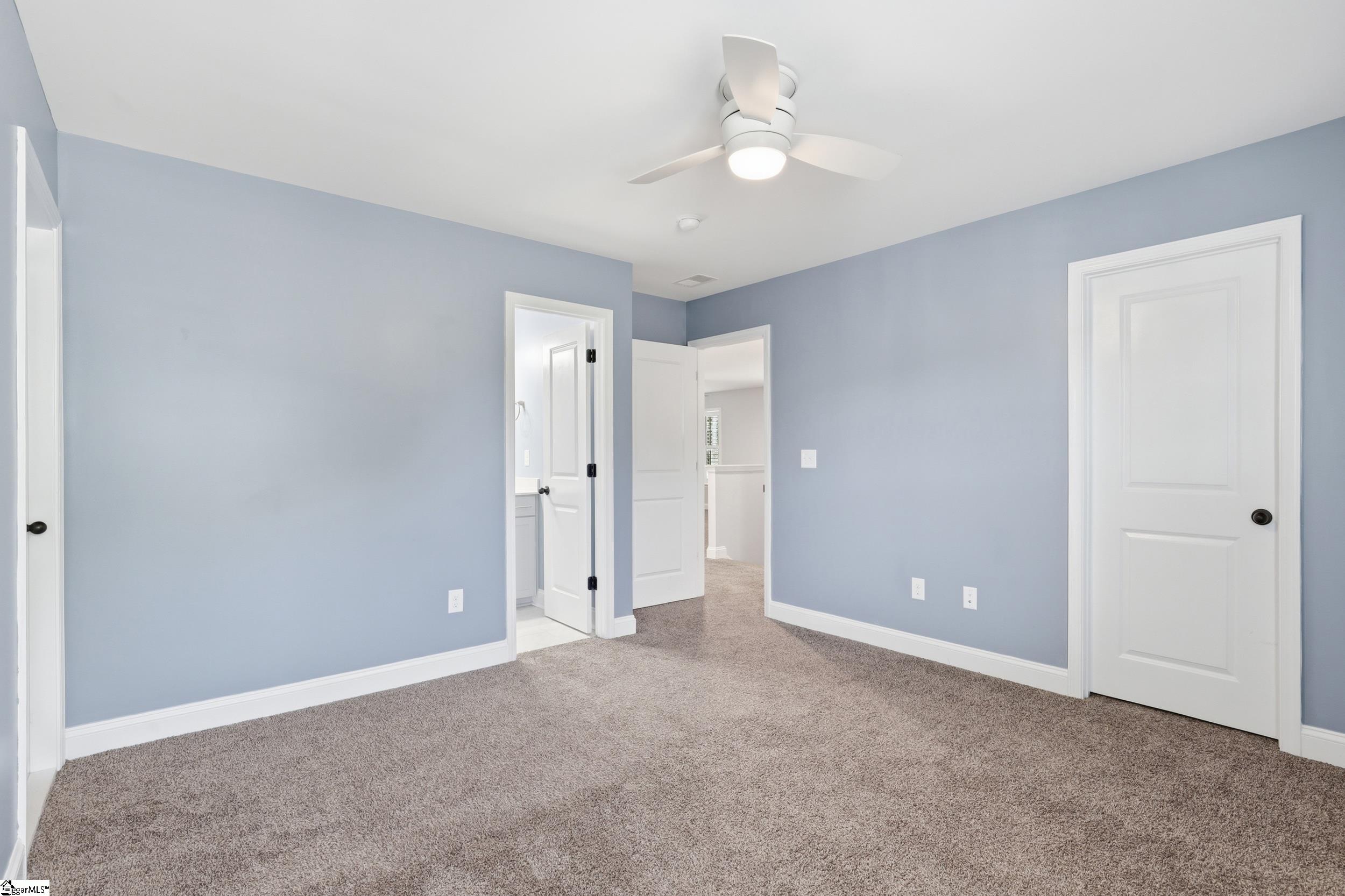 913 Ash Grove Way Boiling Springs, SC 29316