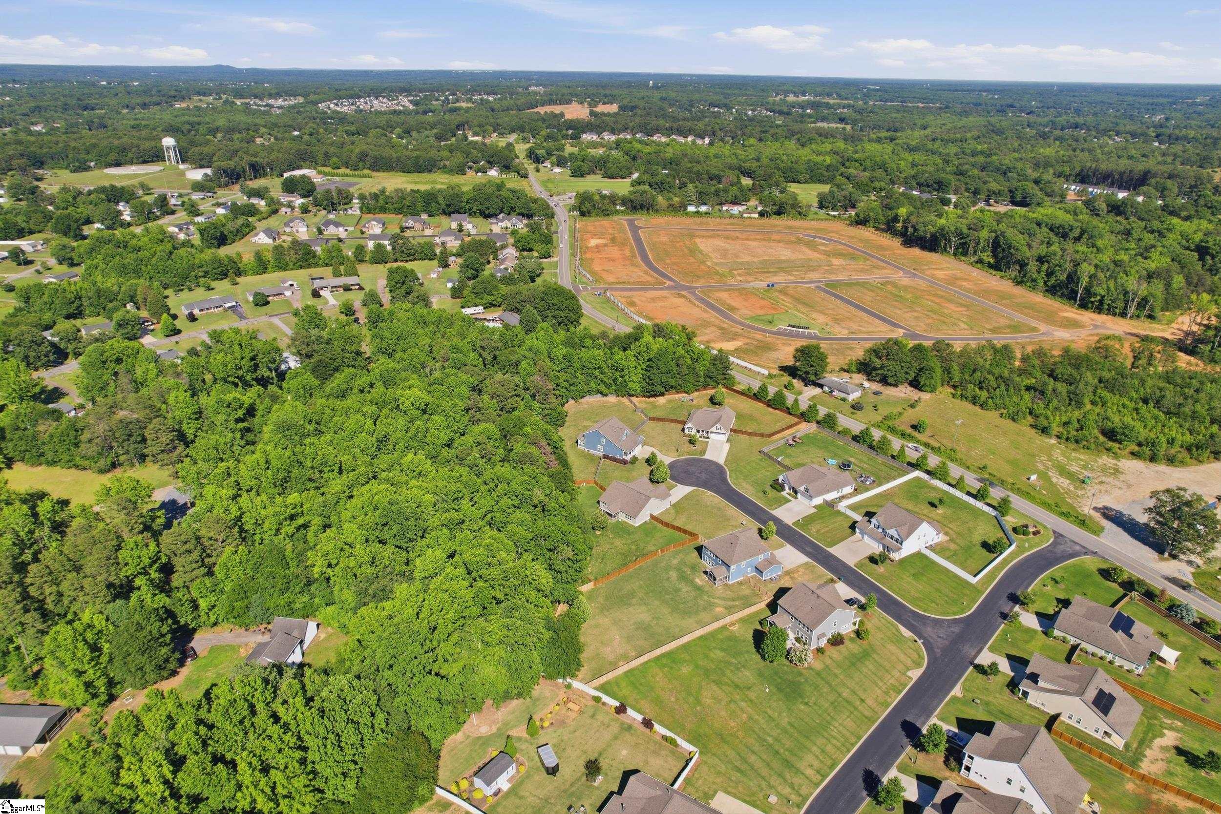 913 Ash Grove Way Boiling Springs, SC 29316