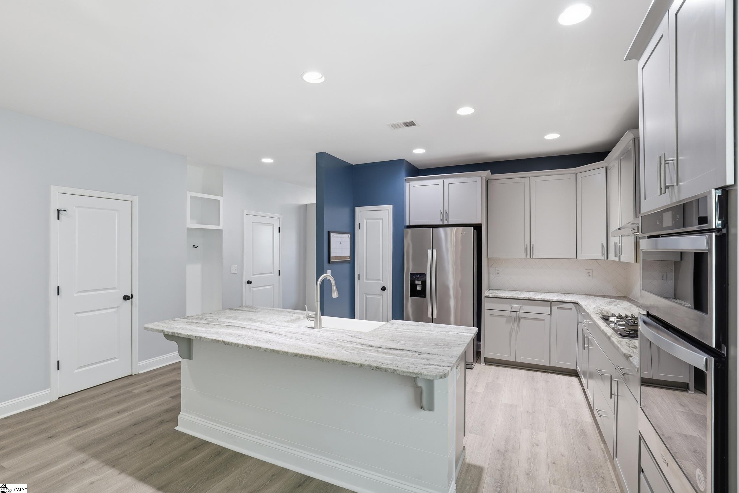 913 Ash Grove Way Boiling Springs, SC 29316