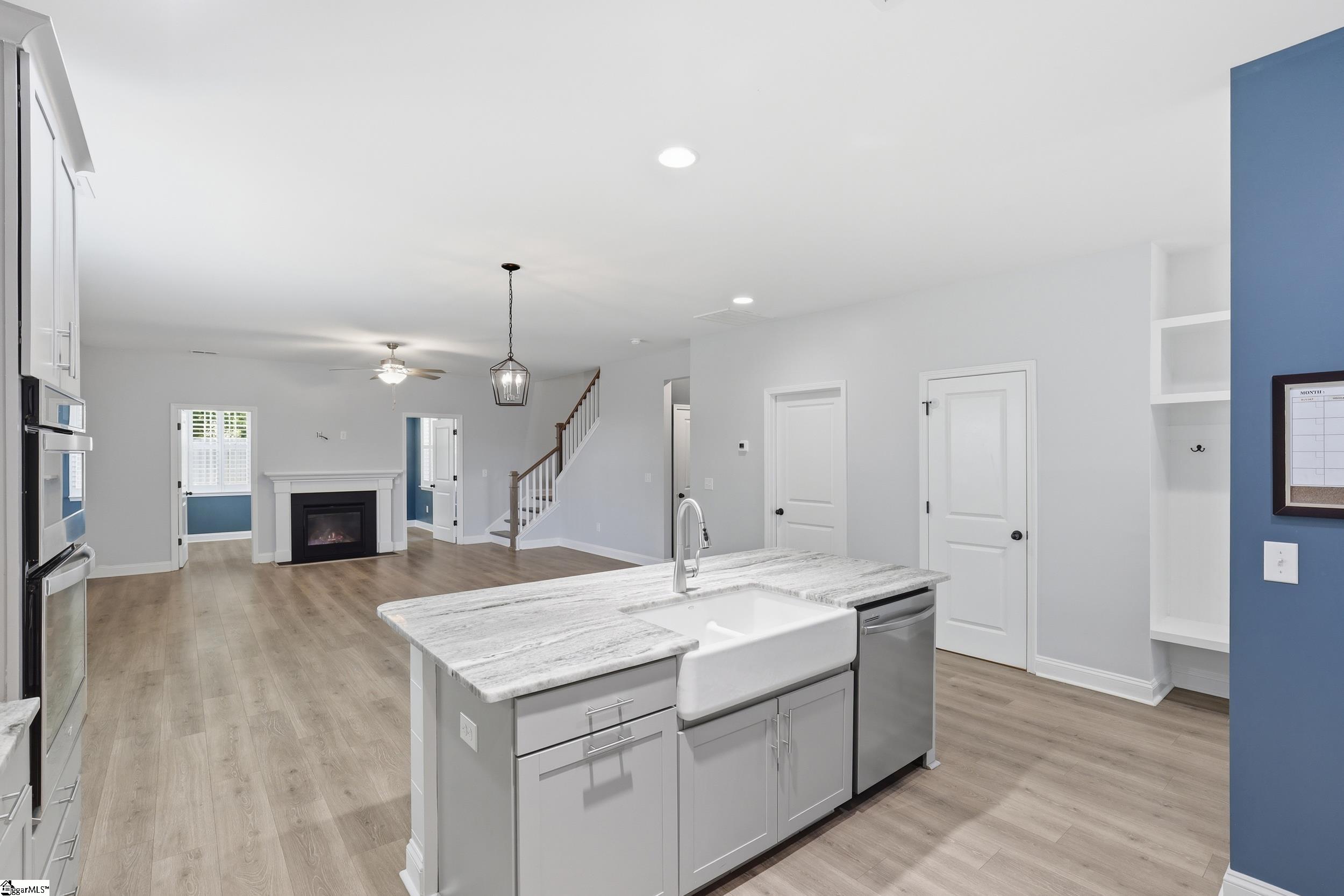 913 Ash Grove Way Boiling Springs, SC 29316