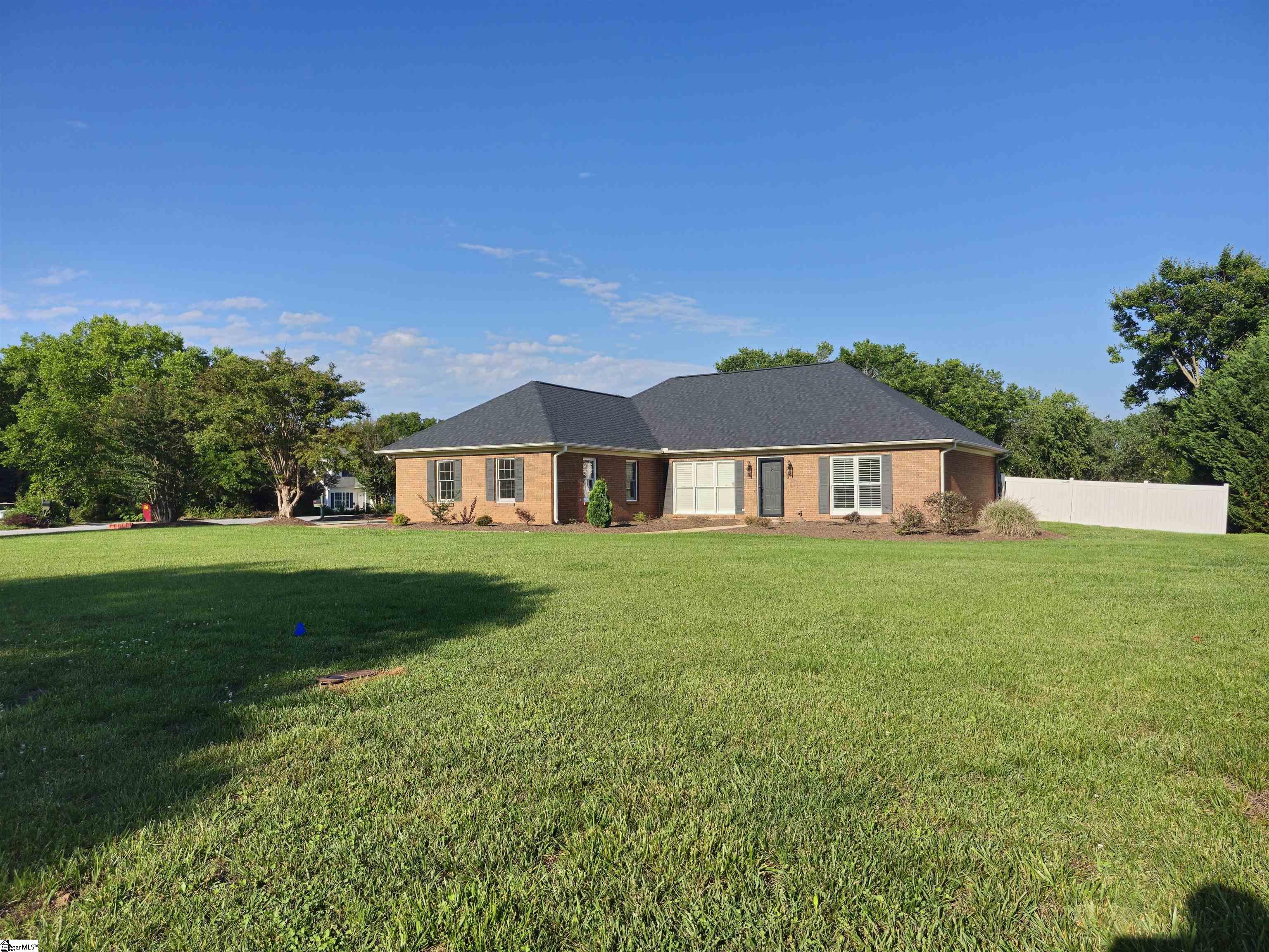 233 Summerfield Road Moore, SC 29369