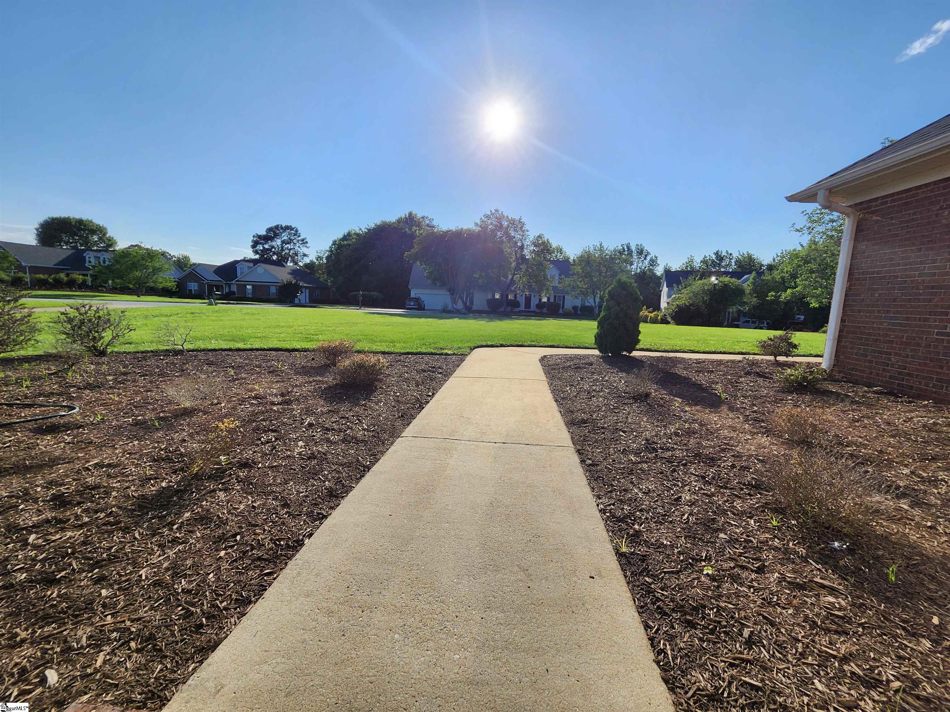 233 Summerfield Road Moore, SC 29369