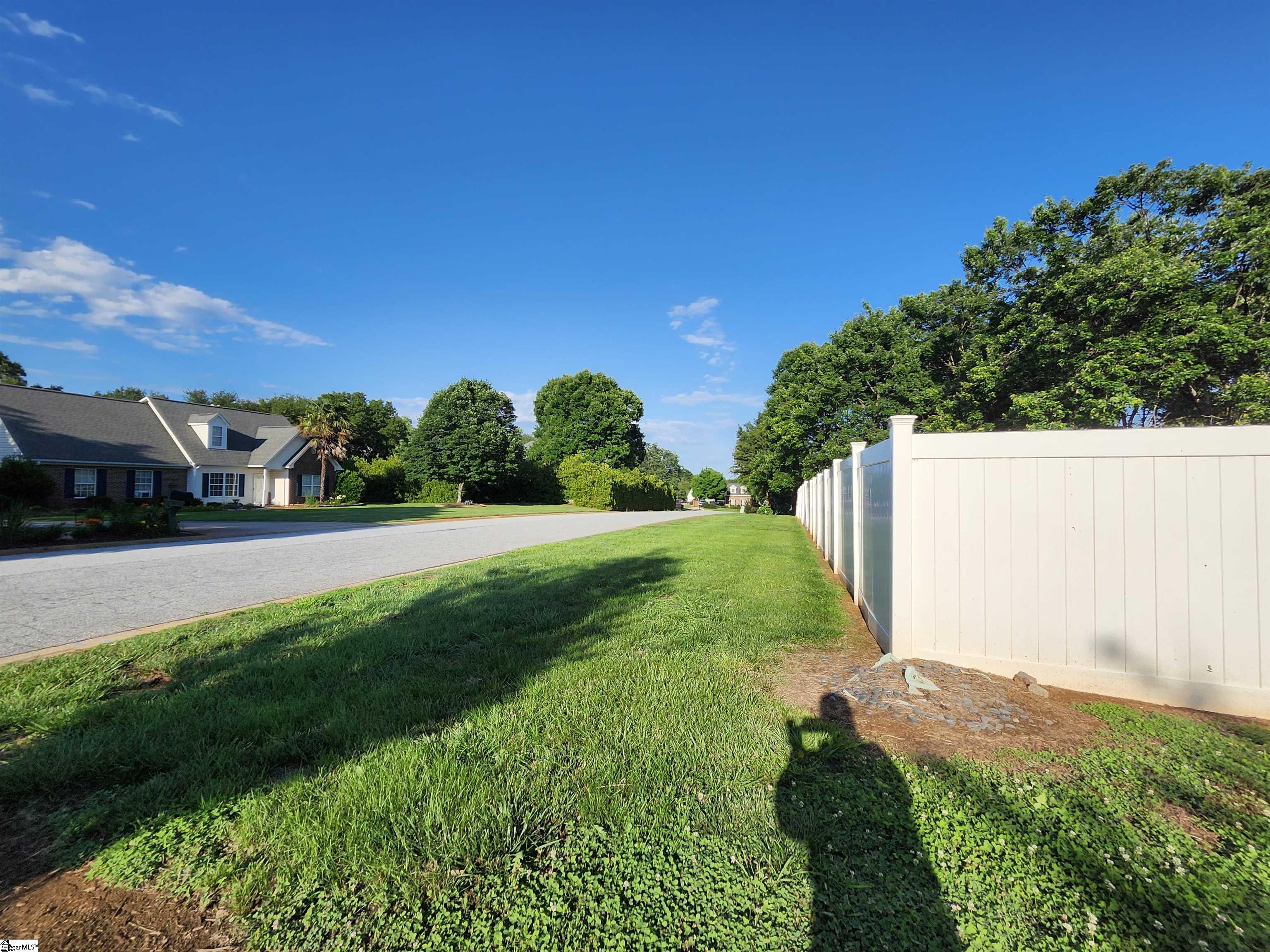 233 Summerfield Road Moore, SC 29369