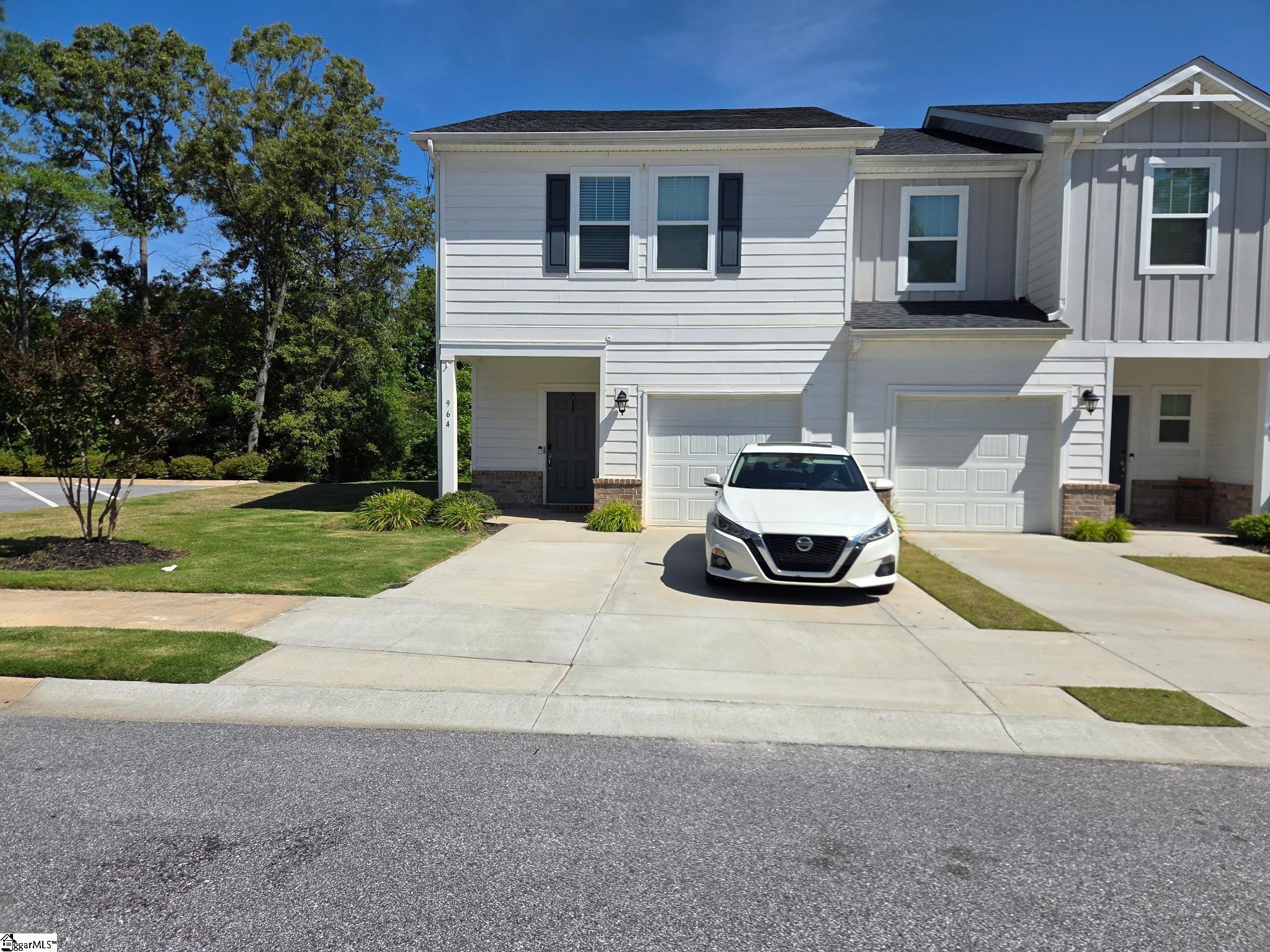 964 Yarn Way Greer, SC 29651