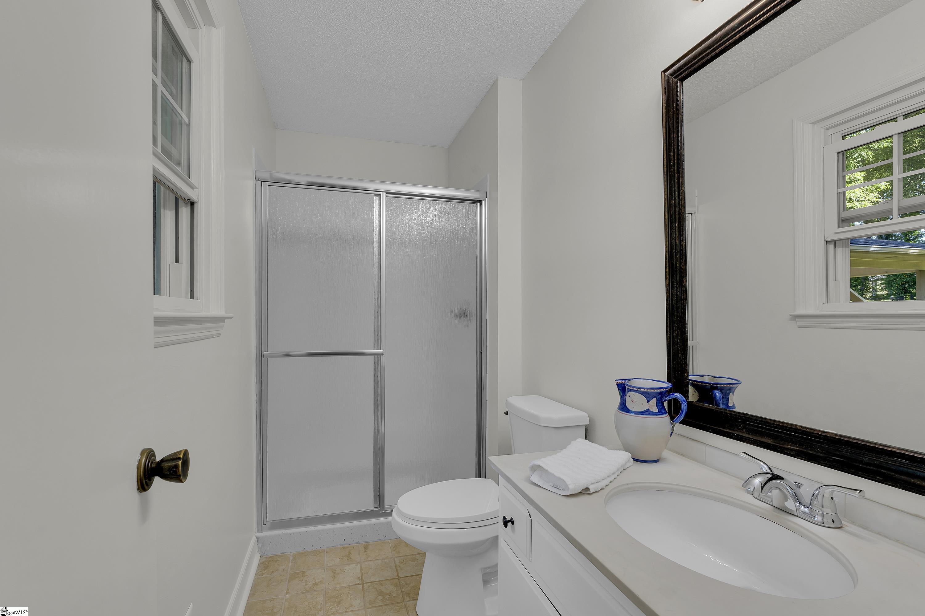 4954 Vineyard Lane Greenville, SC 29615