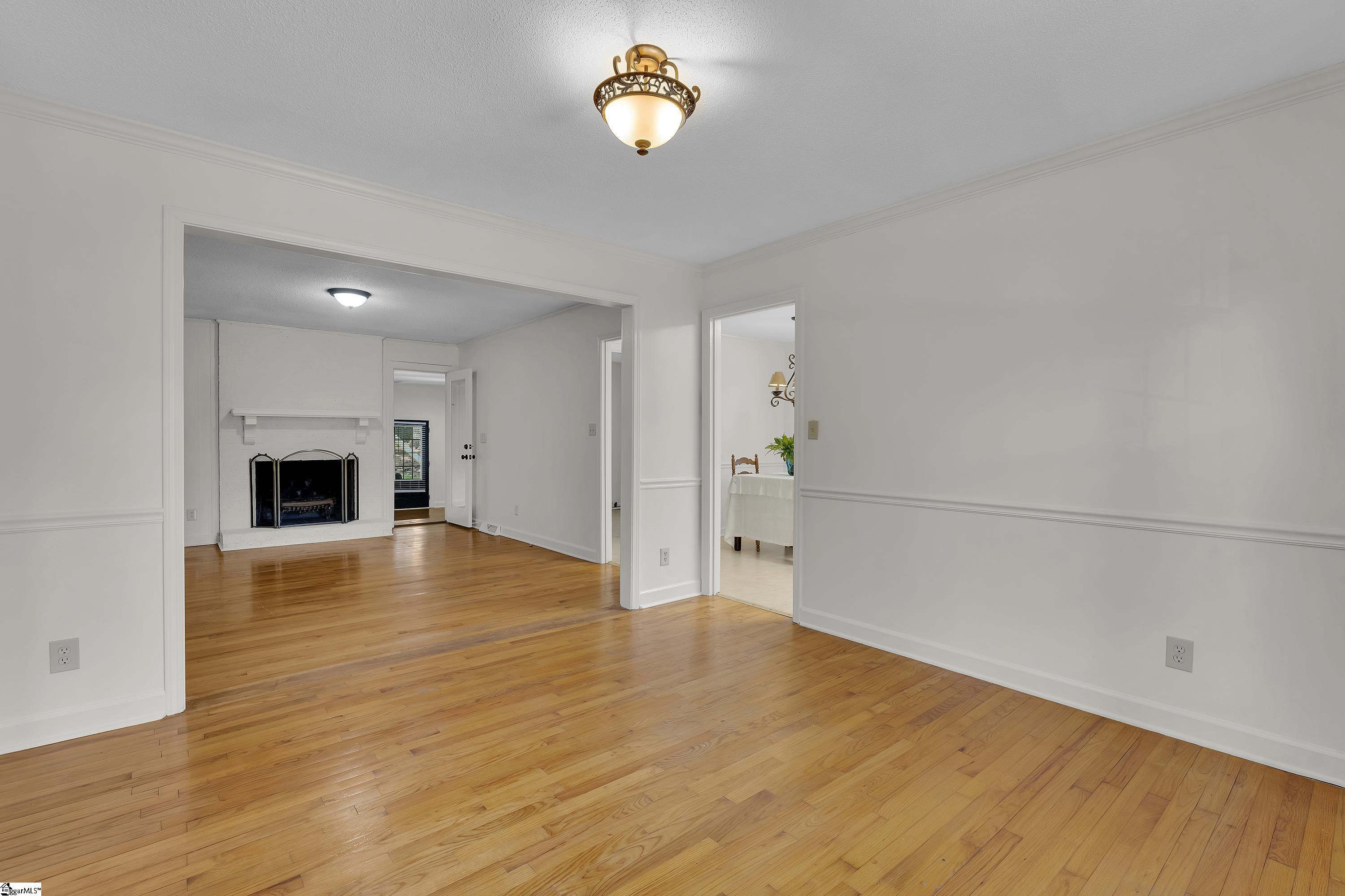 4954 Vineyard Lane Greenville, SC 29615