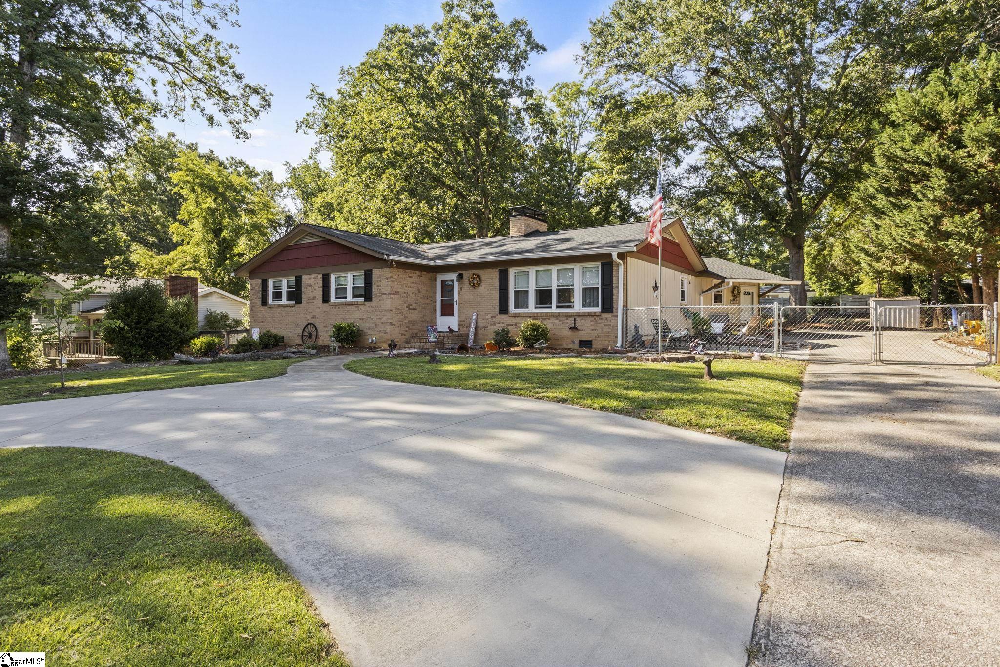 111 Forestdale Drive Taylors, SC 29687