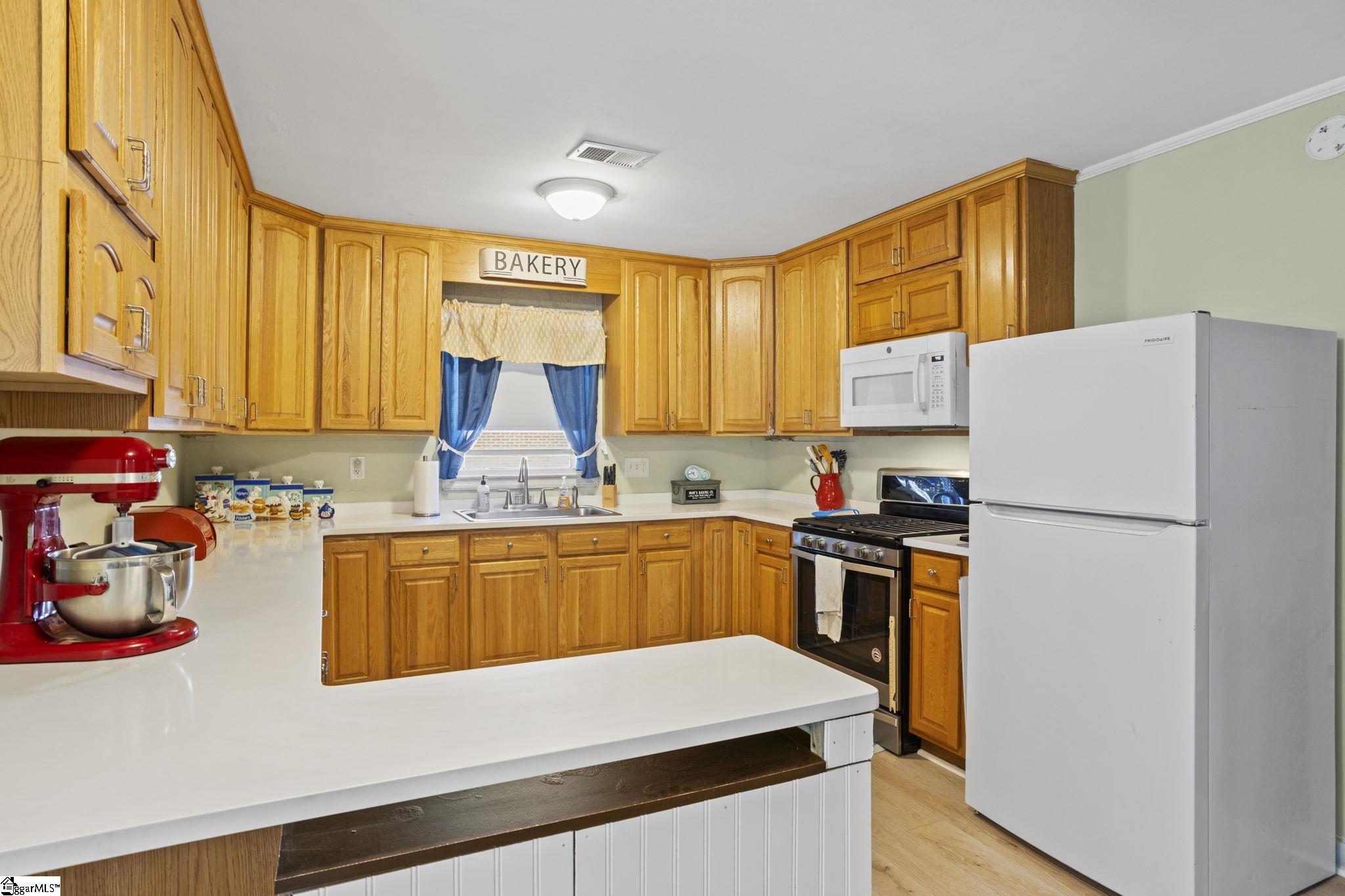 111 Forestdale Drive Taylors, SC 29687