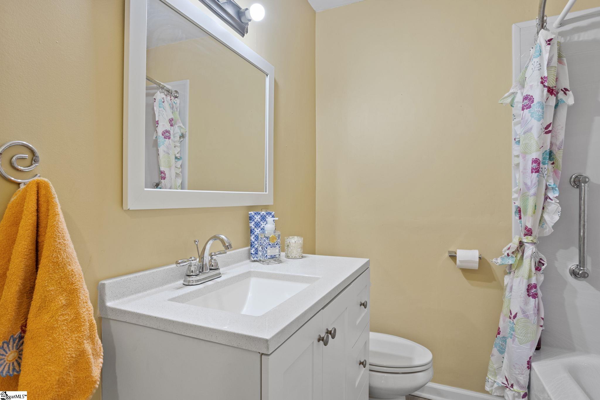 111 Forestdale Drive Taylors, SC 29687