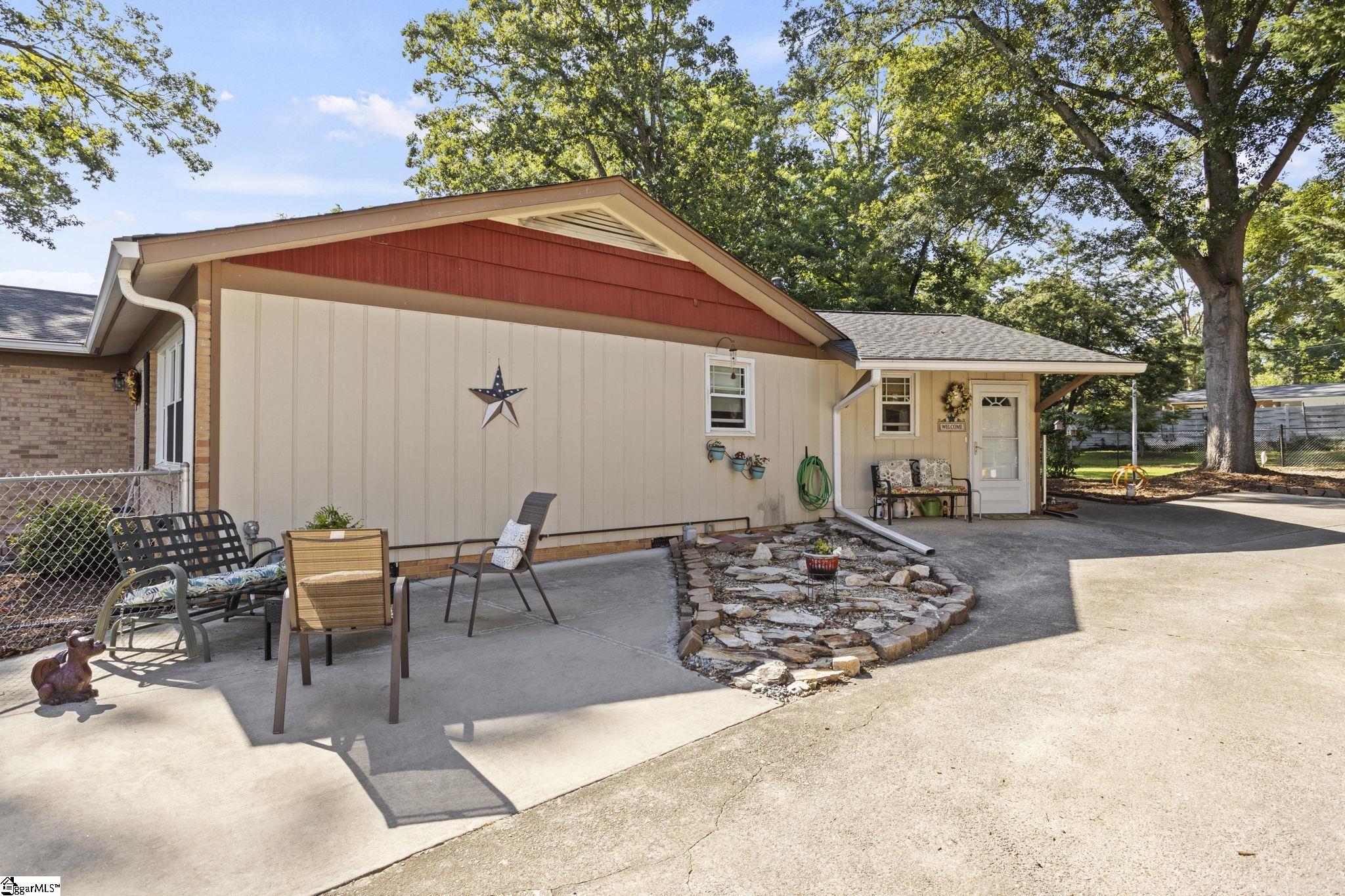 111 Forestdale Drive Taylors, SC 29687