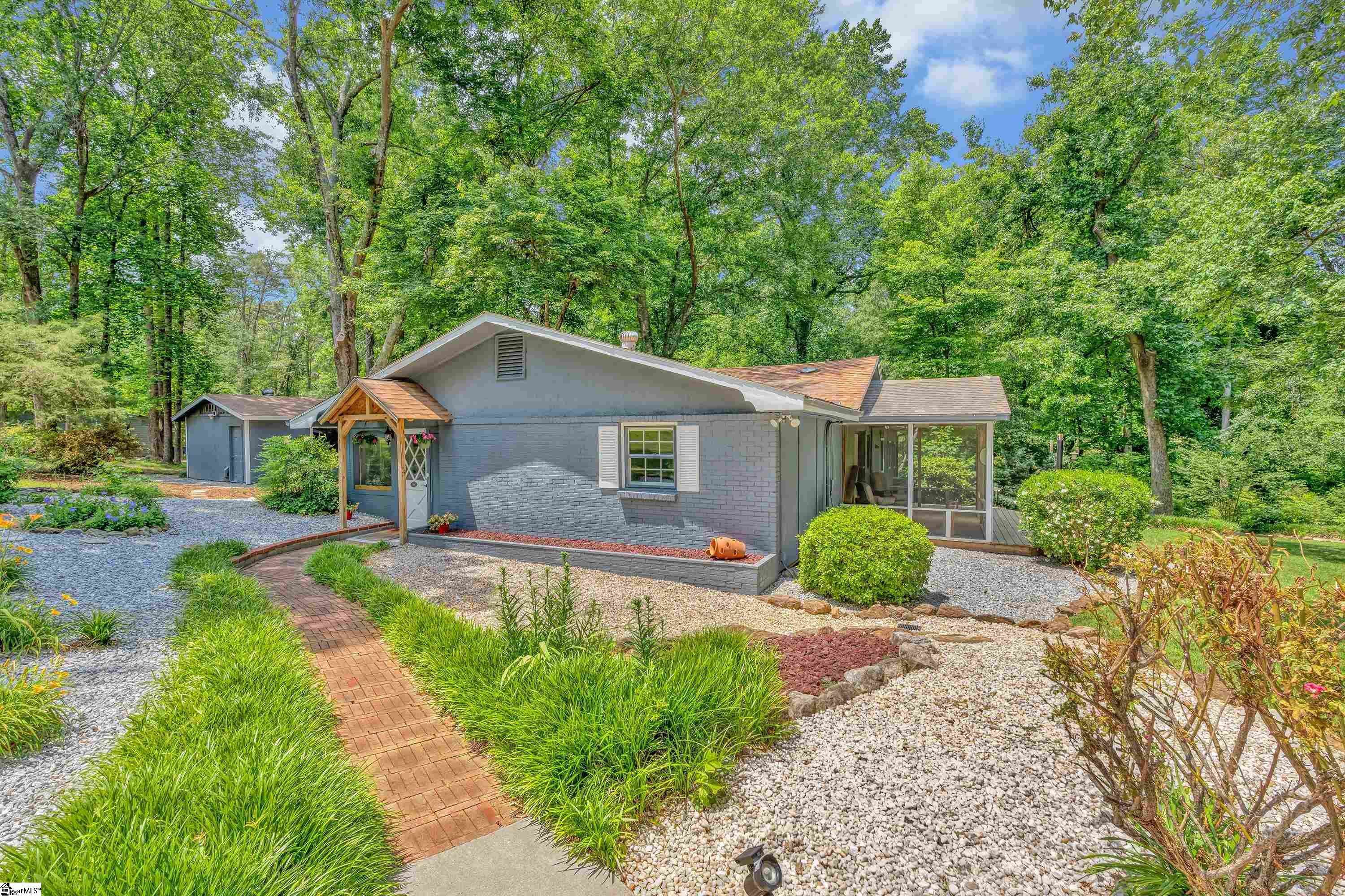 14 Tyre Lane Taylors, SC 29687